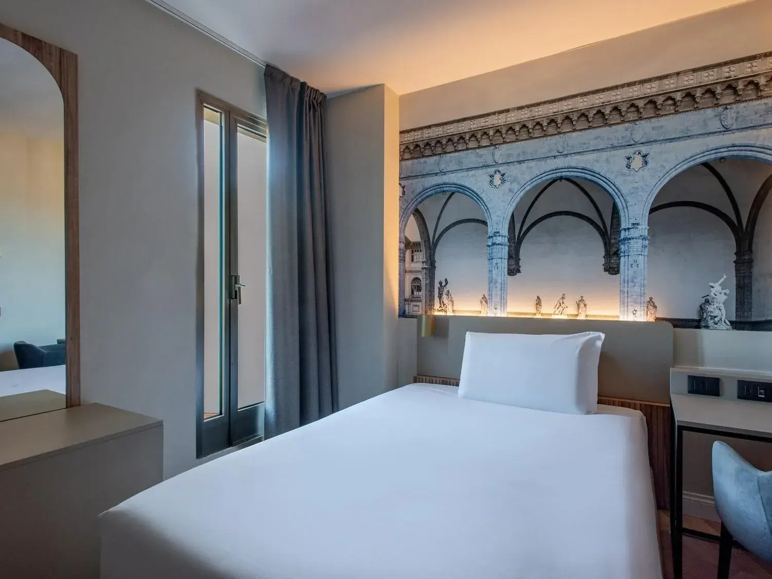 Single Room with Terrace in B&B Hotel Firenze City Center Single Room with Terrace in B&B Hotel Firenze City Center