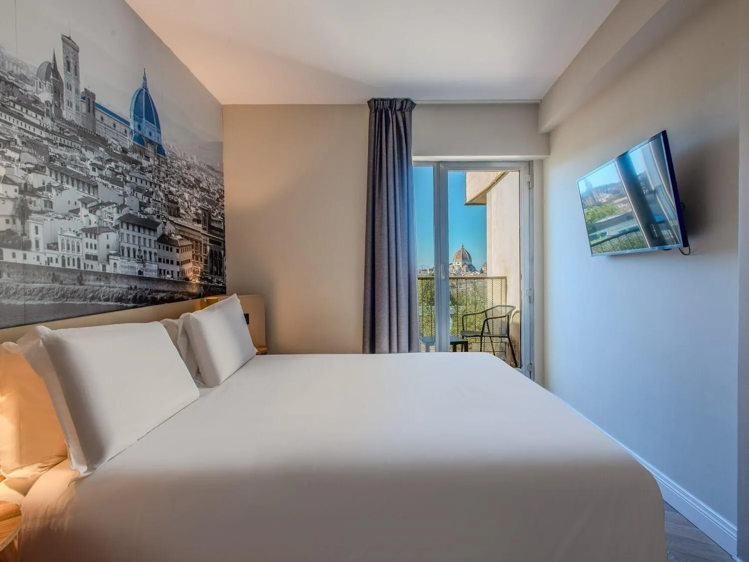 Photo of the whole room, Bed in B&B Hotel Firenze City Center