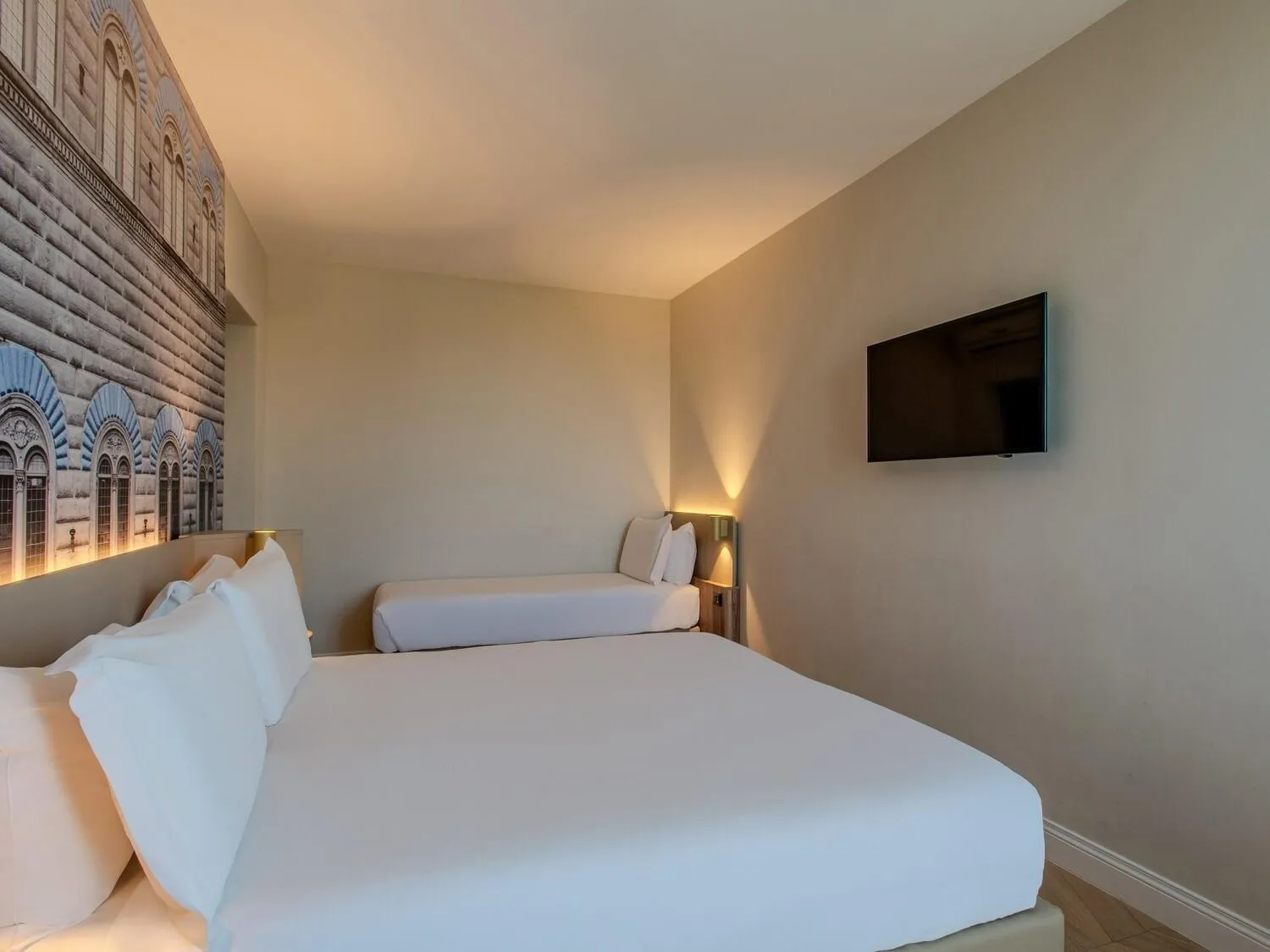 Photo of the whole room, Bed in B&B Hotel Firenze City Center