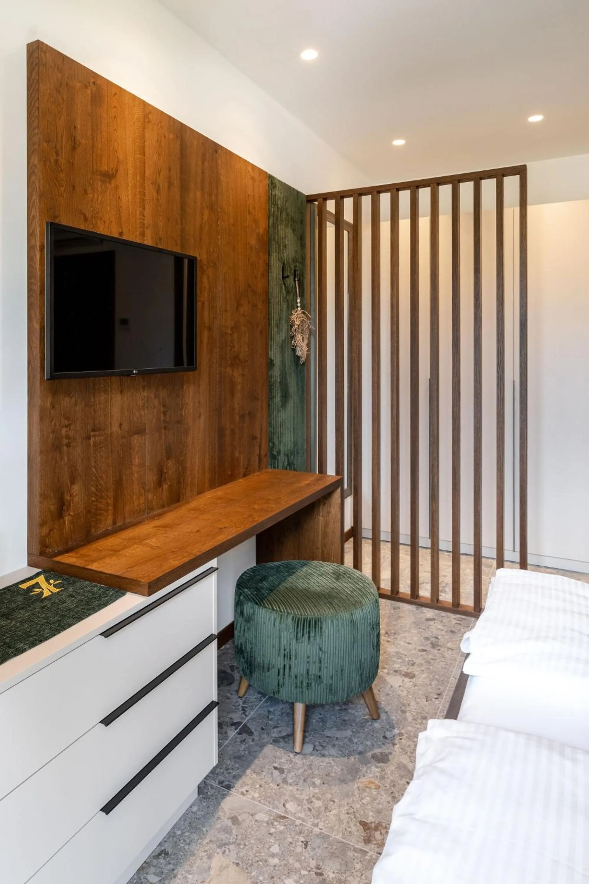 Bed in Sibenbras Natural Aparthotel