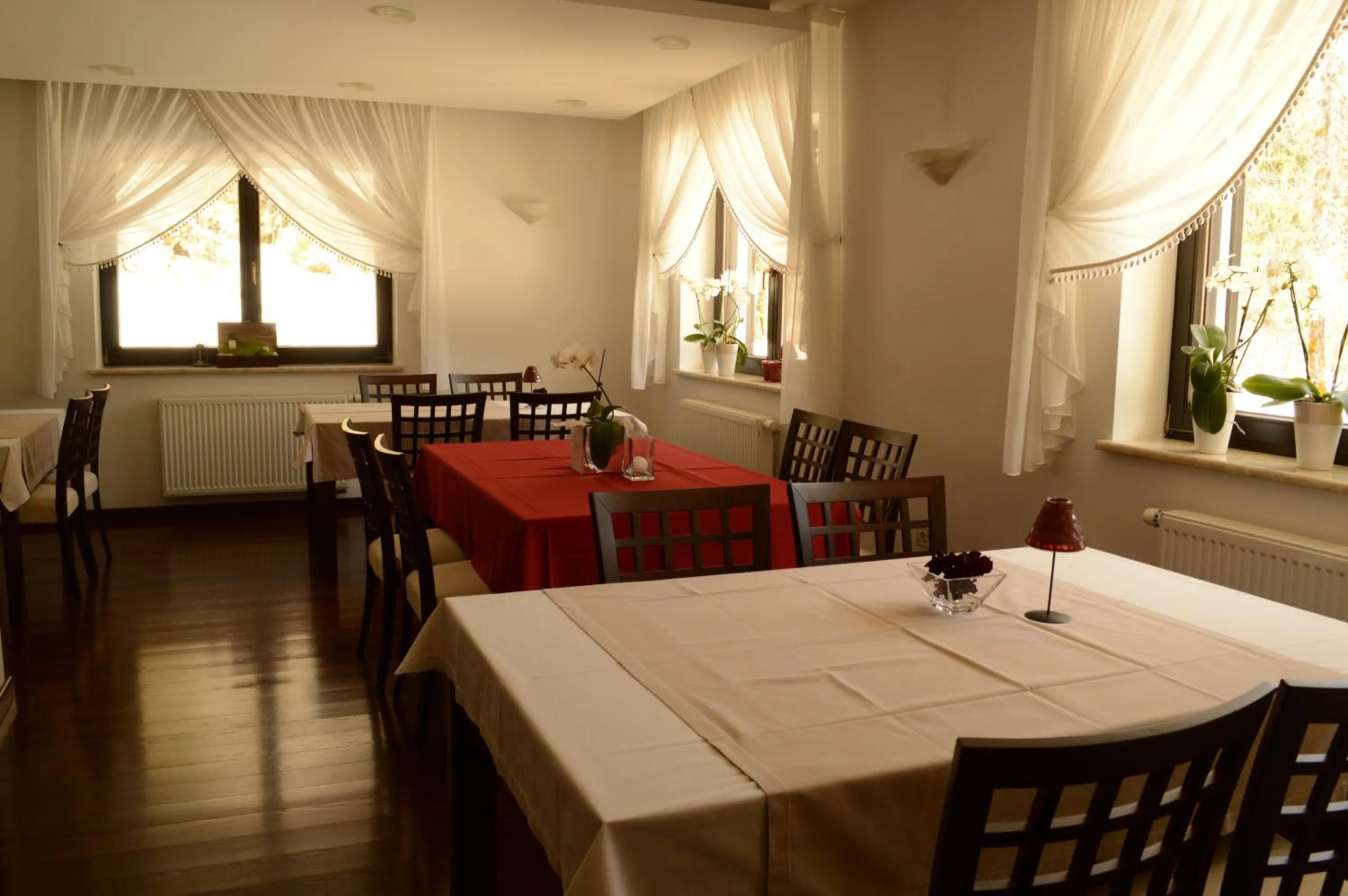 Restaurant/places to eat in Vila Park B&B - Adults Only