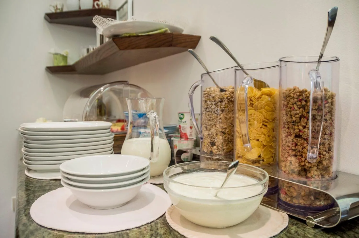 Food and drinks in Vila Park B&B - Adults Only