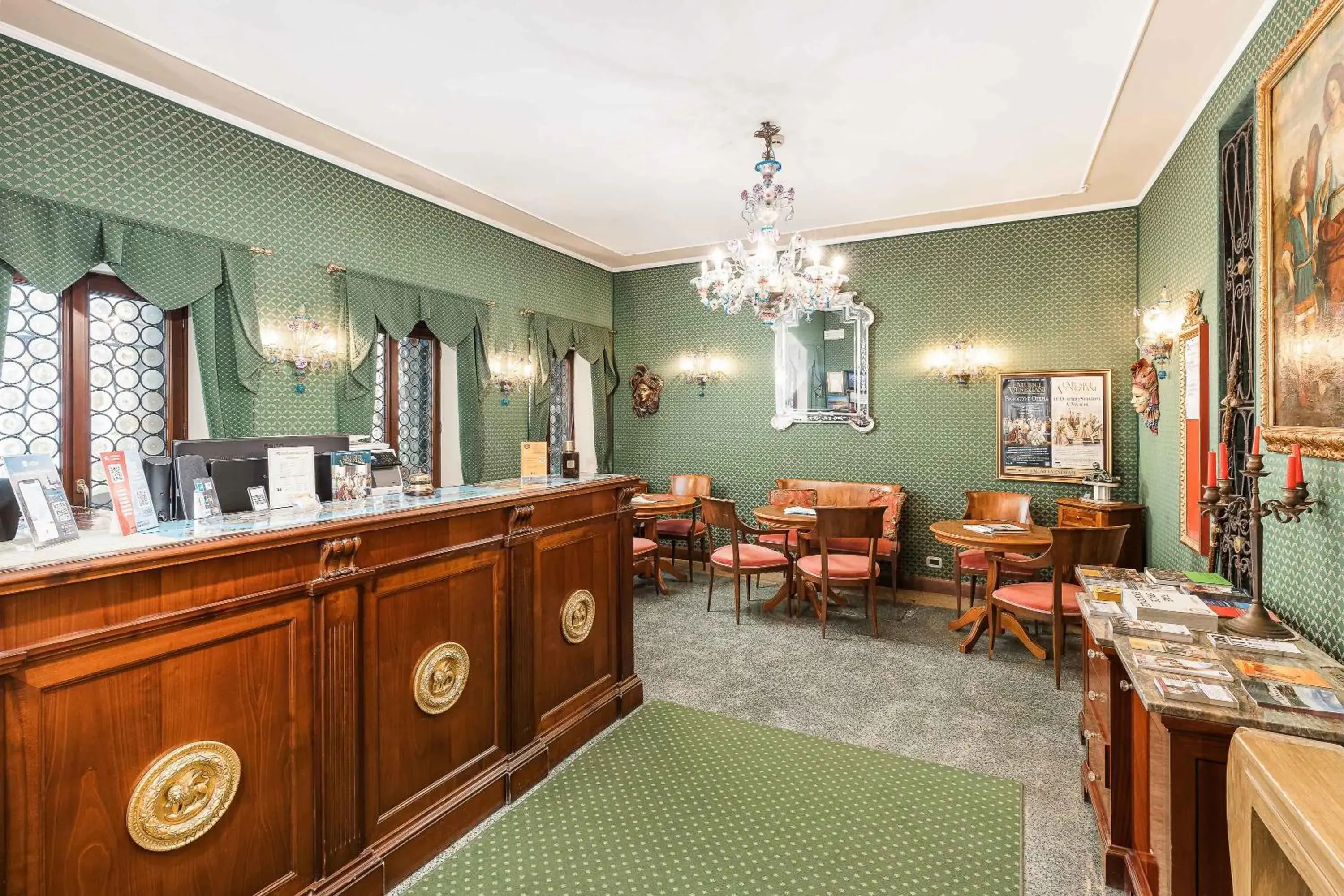 Lobby or reception in Hotel San Moisè Lobby or reception in Hotel San Moisè