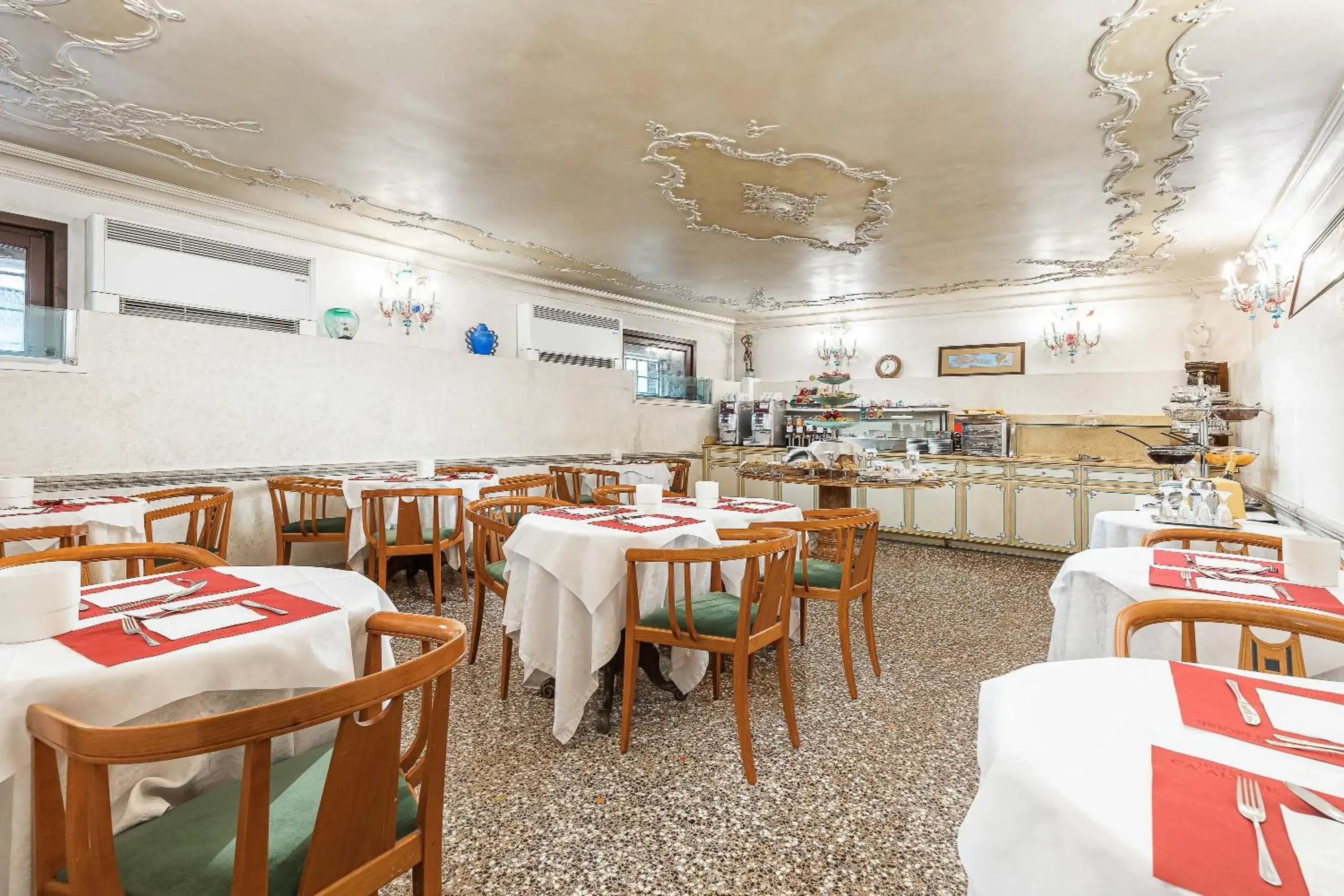 Breakfast in Hotel San Moisè Breakfast in Hotel San Moisè