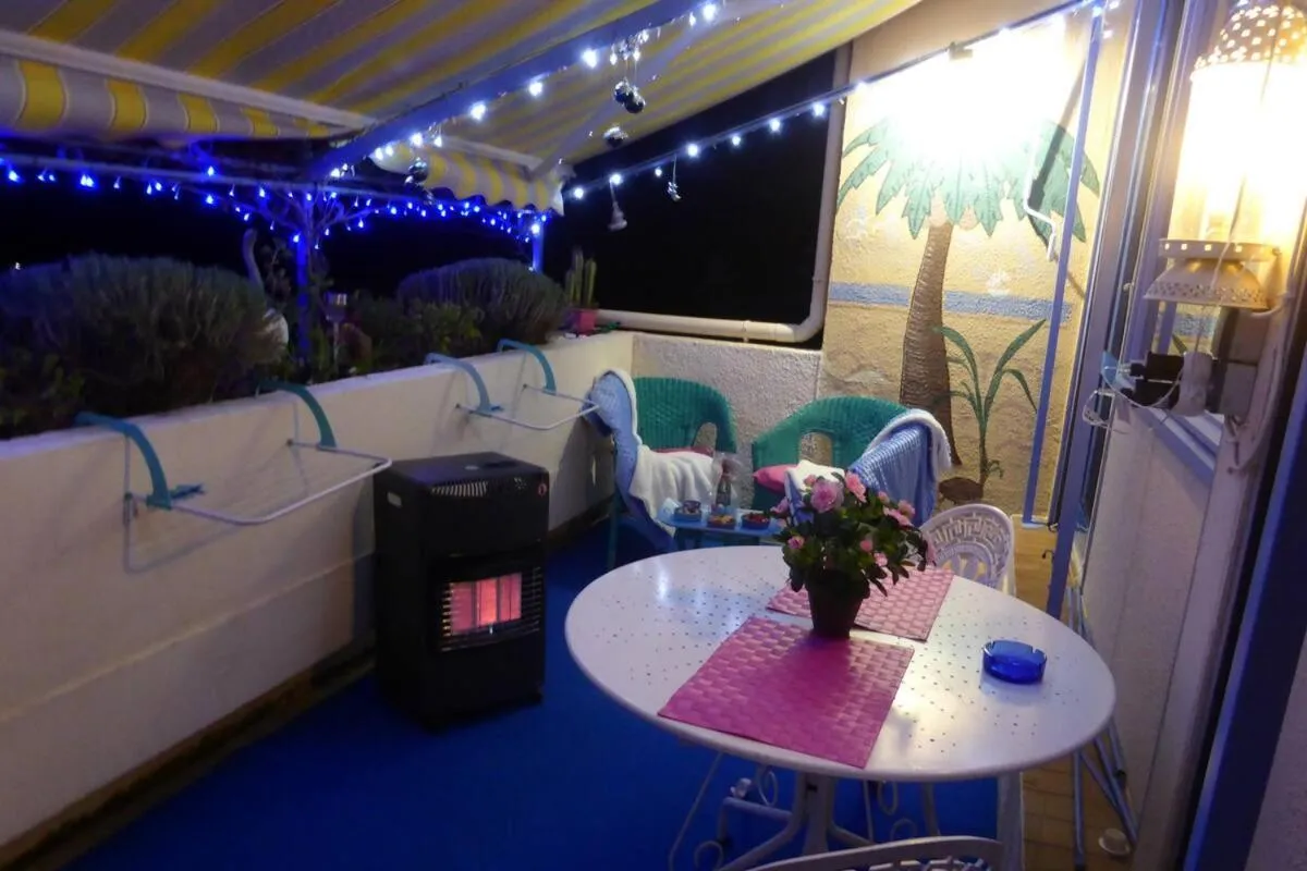 NOUVEAU ! Chambre d'Hôte Insolite PRIVEE " CŒURS DE PIRATES à BALI EN PROVENCE" SPA SAUNA MASSAGES dans cadre EXOTIQUE d'Aménagements EXTÉRIEURS D'EXCEPTION ÉTÉ comme HIVER BIENVENUE !!!
