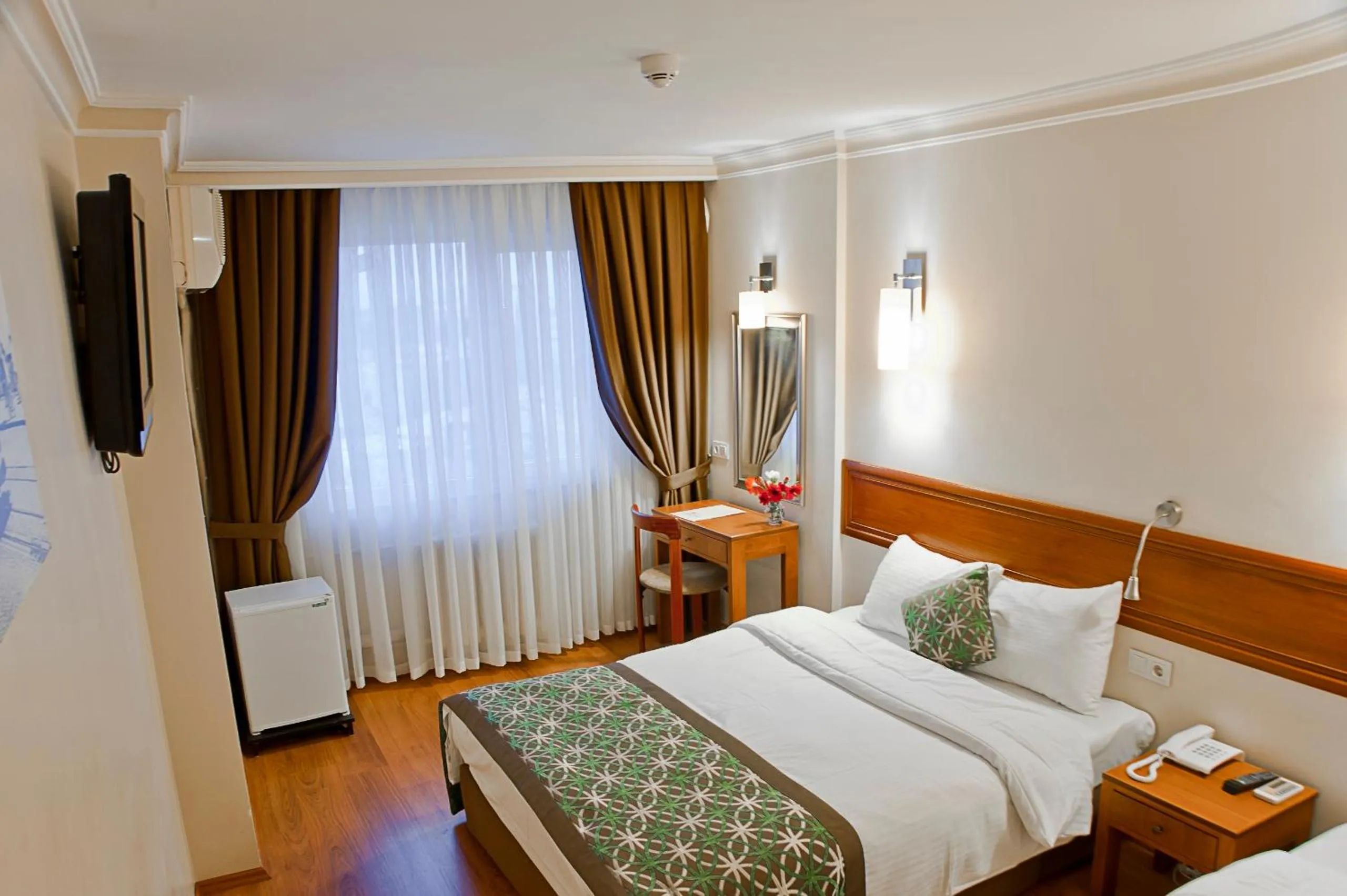 Photo of the whole room, Bed in Avlonya Hotel