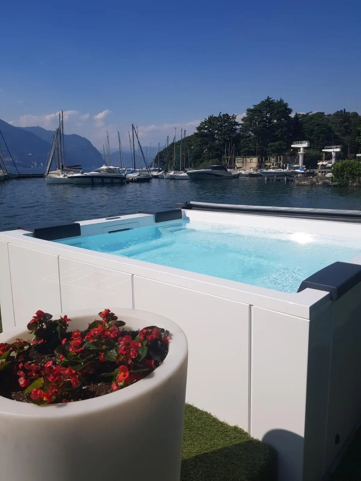 Hot Tub in Araba Fenice Hotel