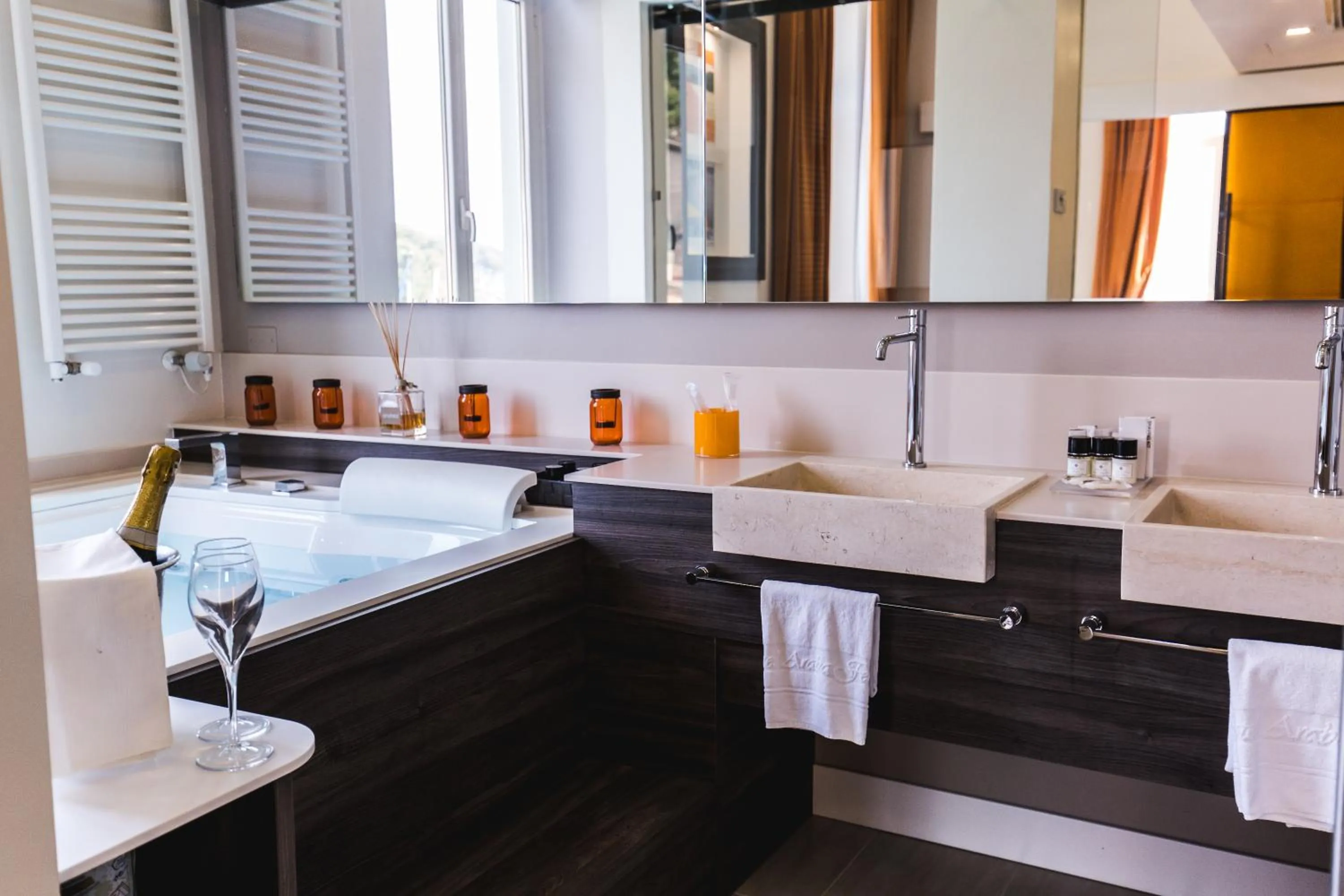 Hot Tub in Araba Fenice Hotel