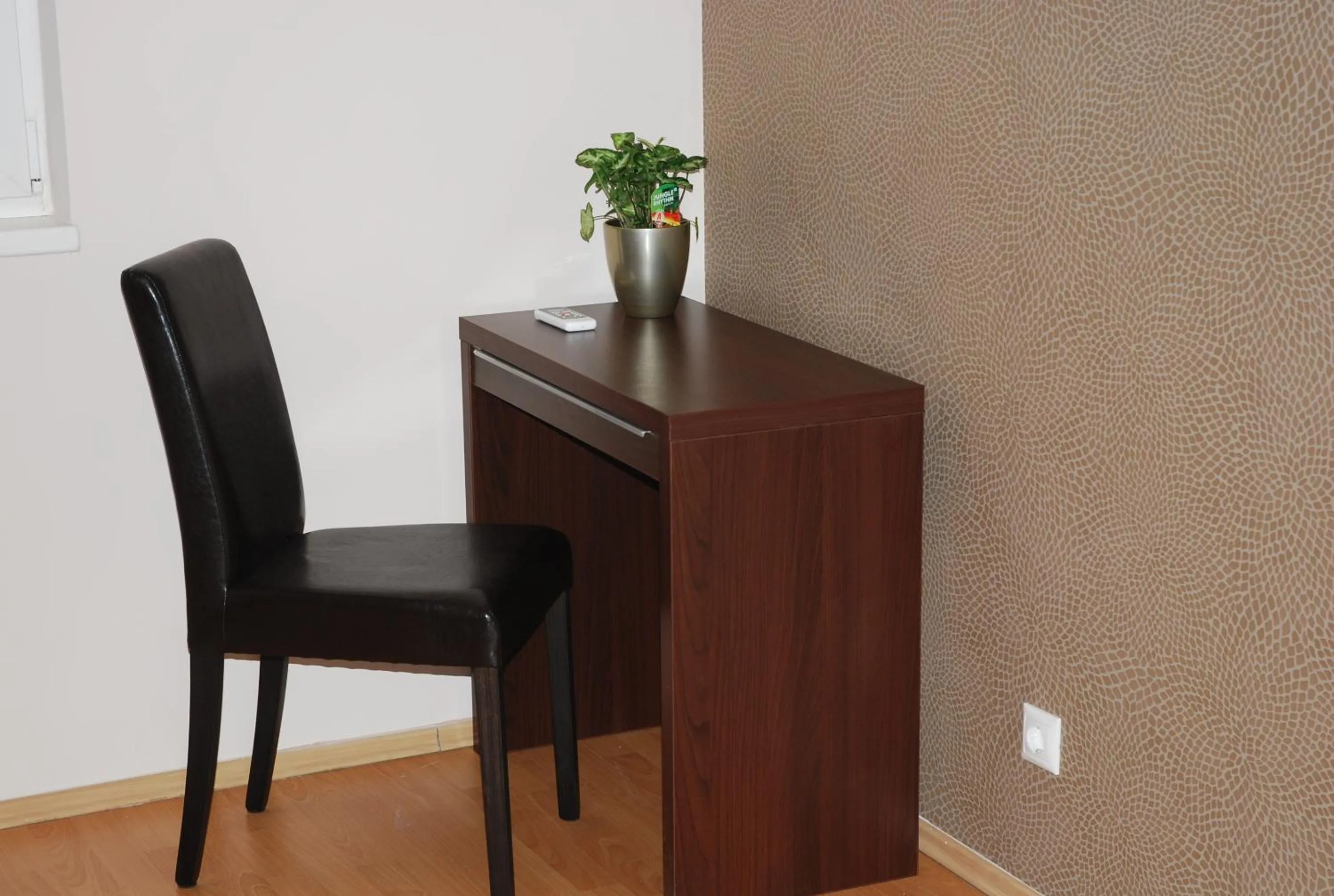 Decorative detail in Arpad Bridge Apartments