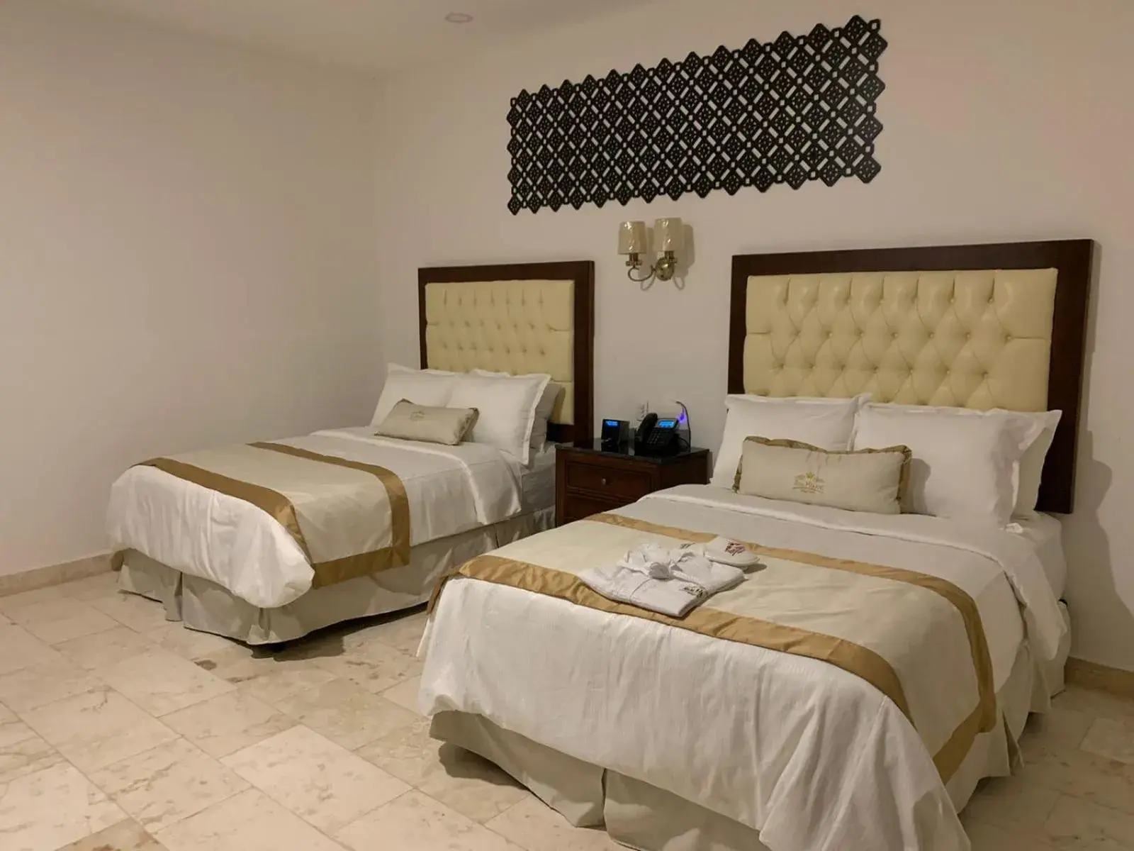 Bed in Real Hispano Bed in Real Hispano