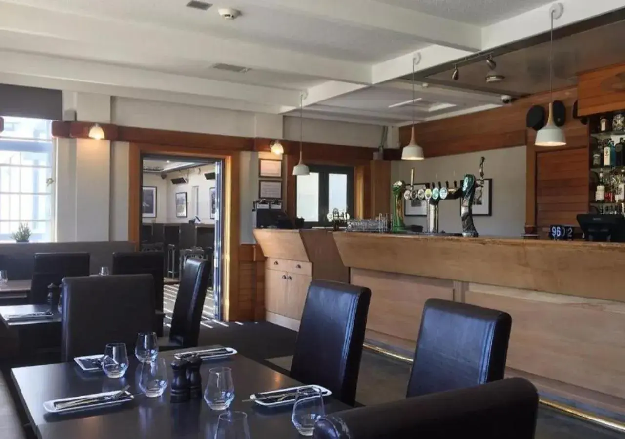 Restaurant/places to eat in Wigram Hotel Restaurant/places to eat in Wigram Hotel