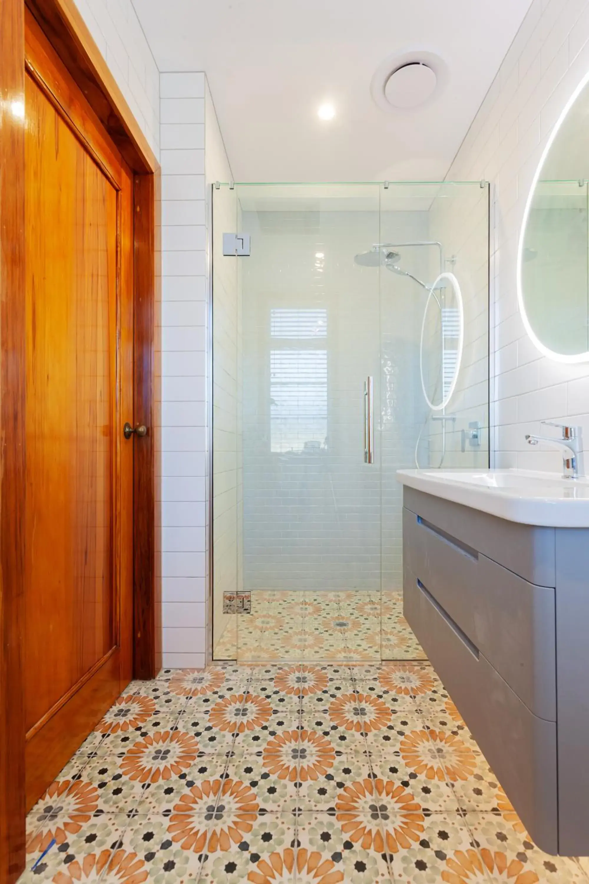 Bathroom in Wigram Hotel Bathroom in Wigram Hotel