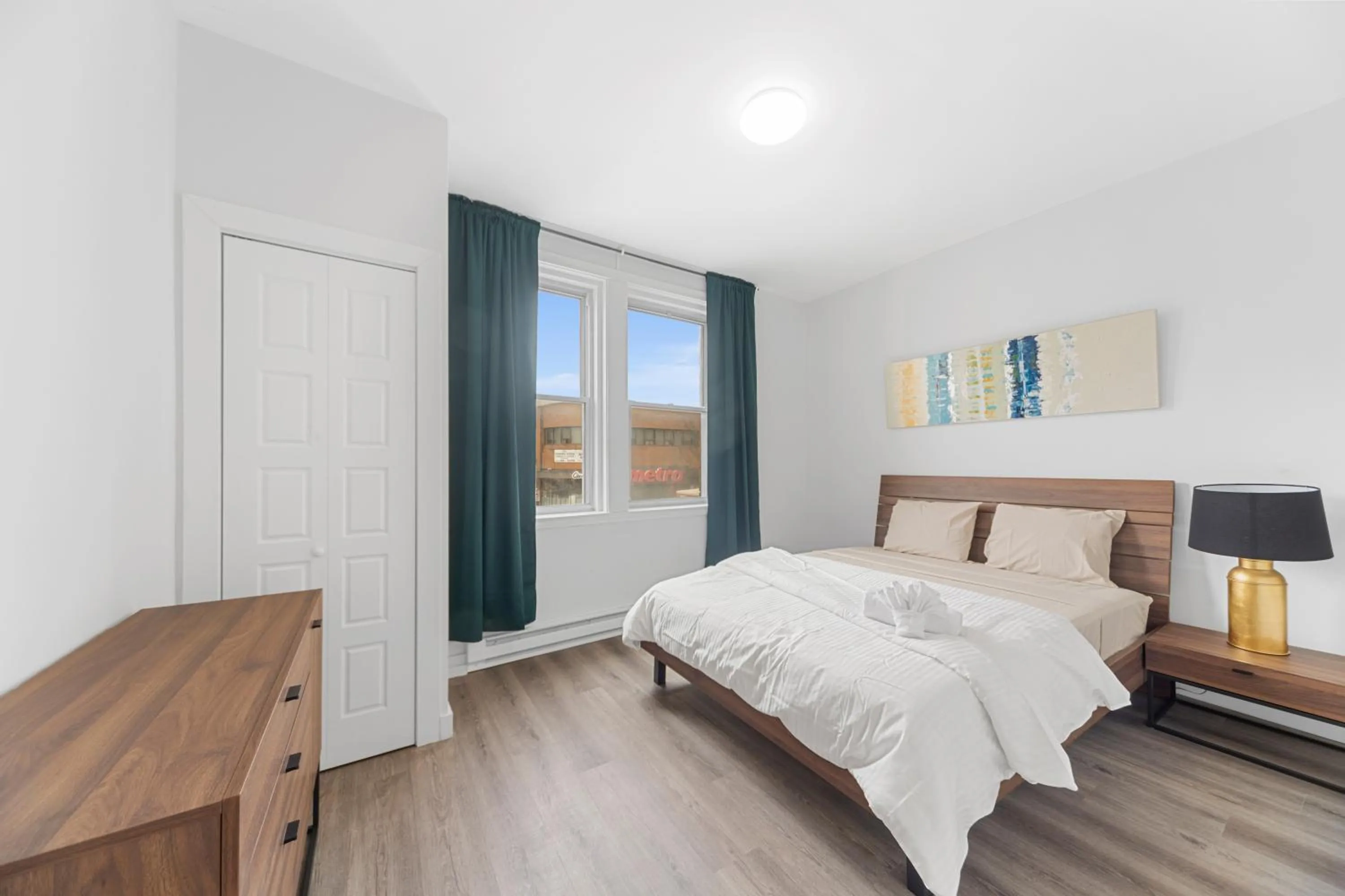 Bed in Stonewall Suites