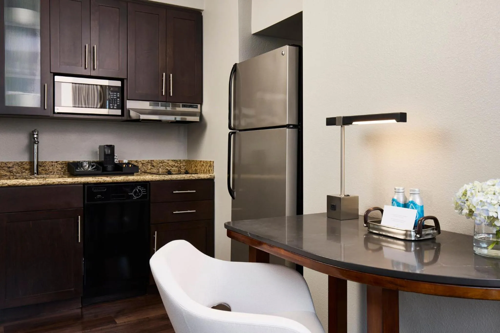 Kitchen or kitchenette in Archer Hotel Falls Church