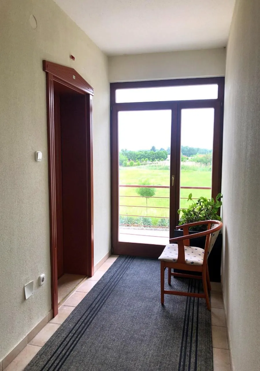 Garden view in Hotel Imperial Gyogyszallo es Gyogyfurdo