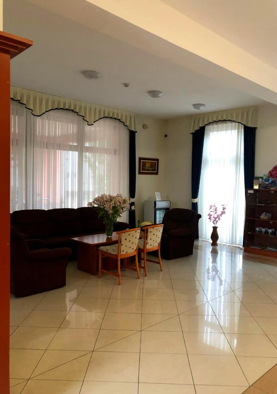 Lobby or reception in Hotel Imperial Gyogyszallo es Gyogyfurdo
