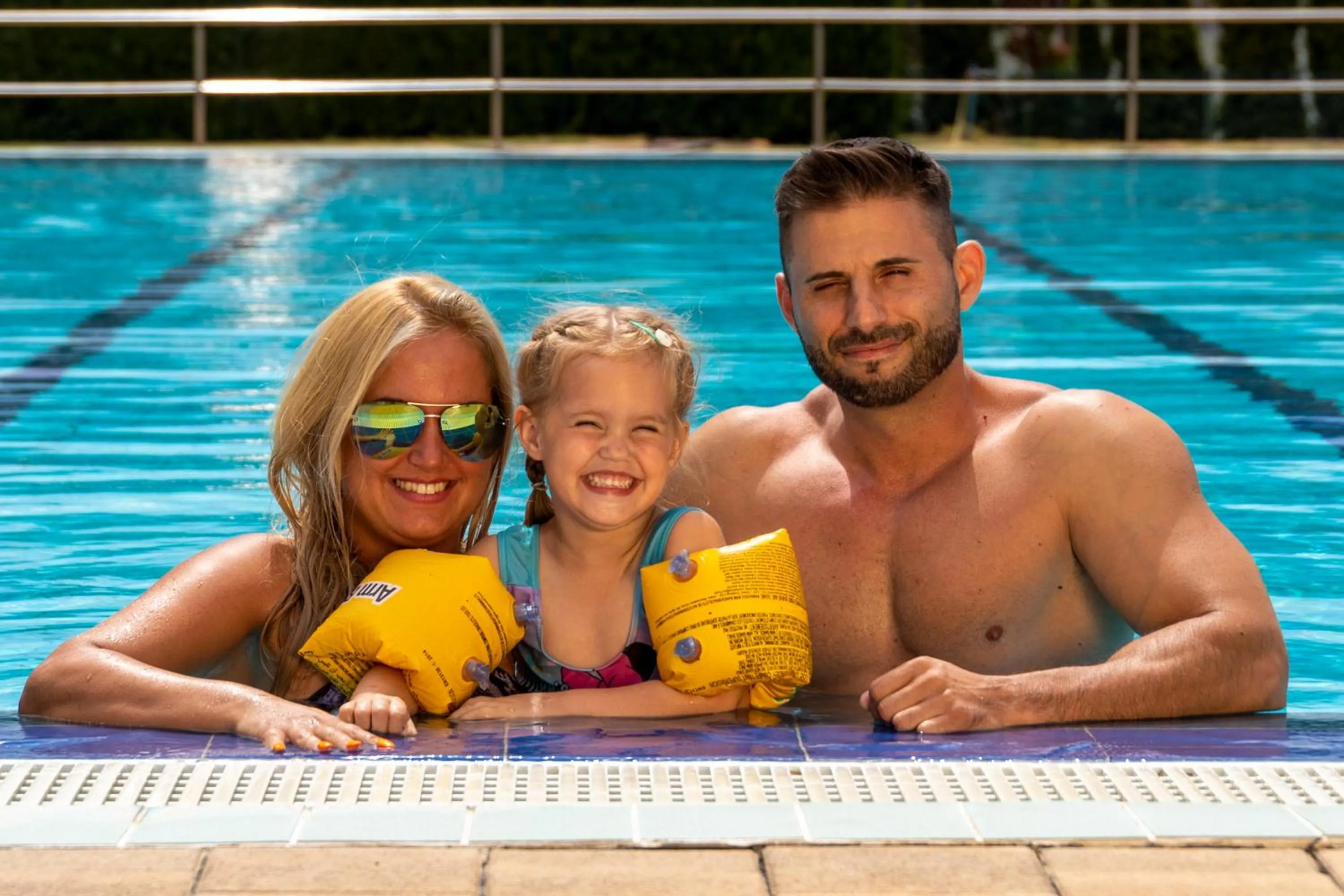 Hot Spring Bath in Hotel Imperial Gyogyszallo es Gyogyfurdo