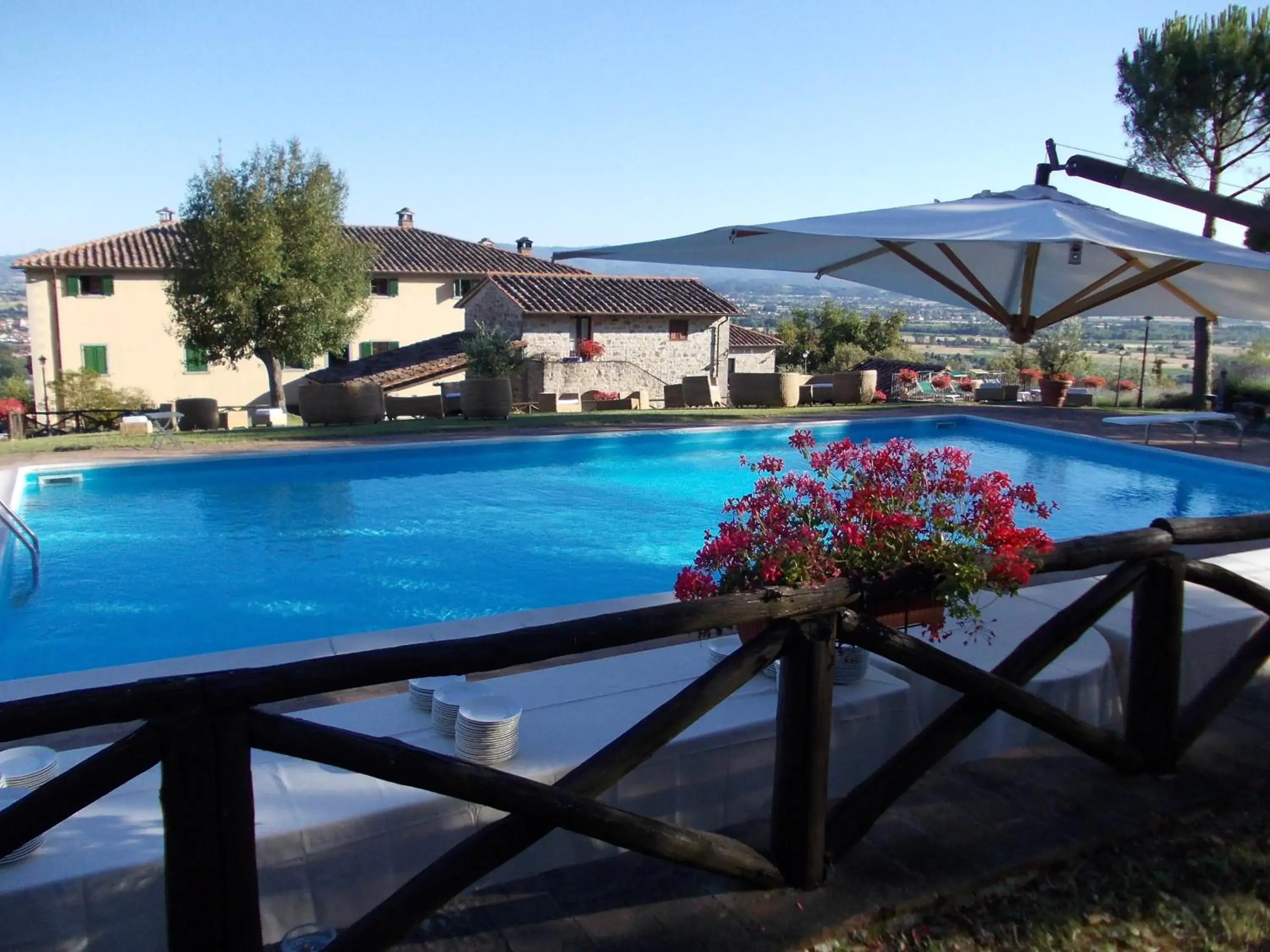 Swimming pool in Hotel Relais Palazzo di Luglio Swimming pool in Hotel Relais Palazzo di Luglio