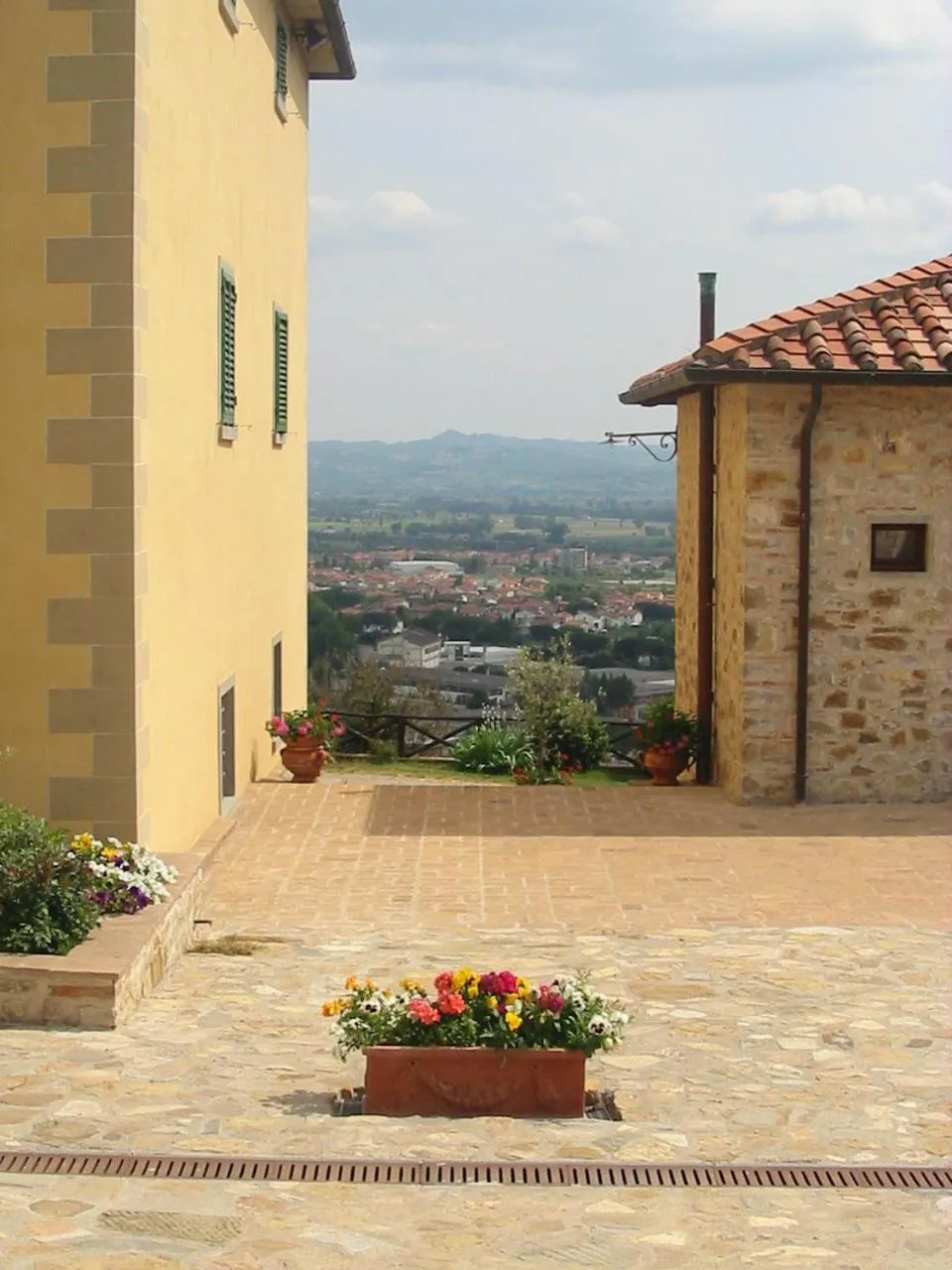 Decorative detail in Hotel Relais Palazzo di Luglio