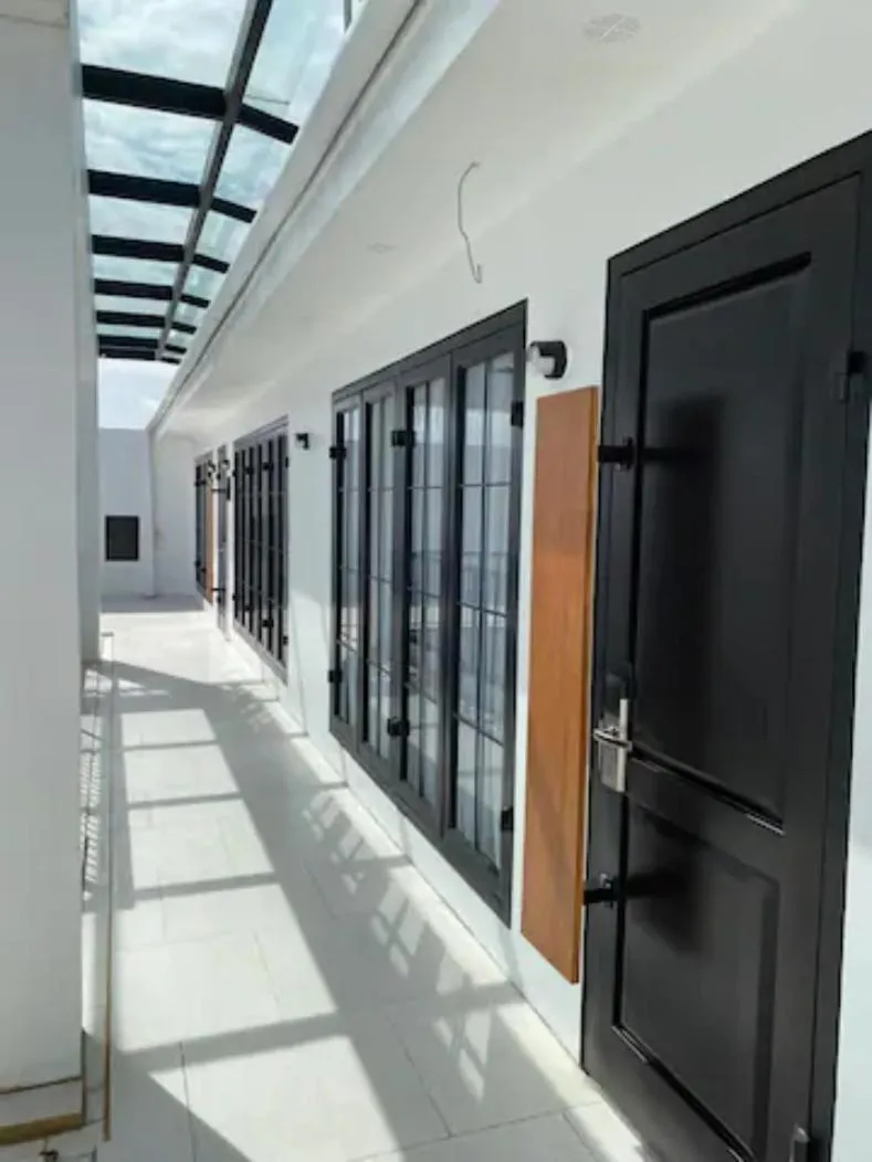 Loewys Home Tanjung Duren Jakarta Barat