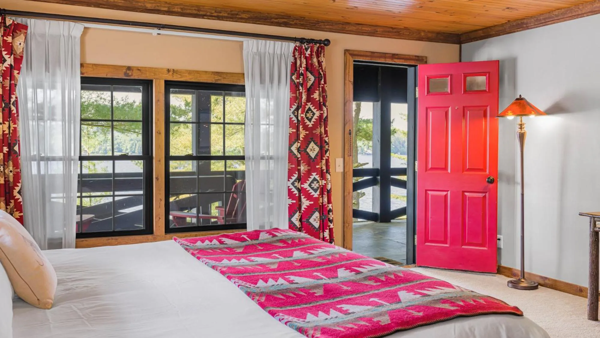 Bedroom, Bed in Great Pines