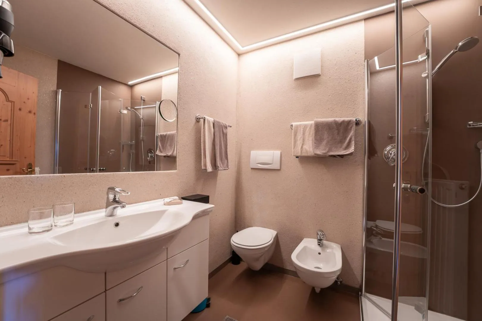 Shower in Residence Burghof
