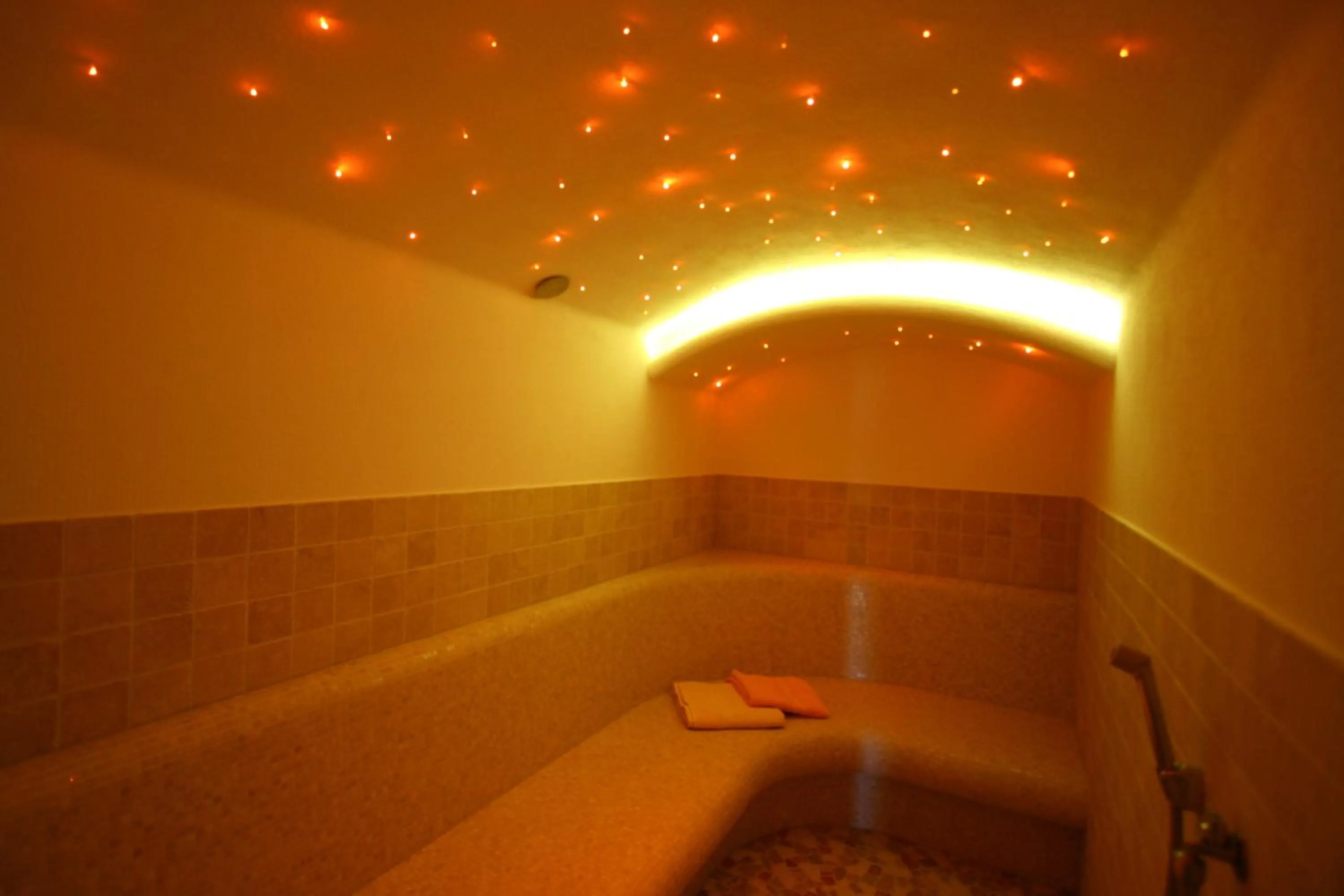 Spa and wellness centre/facilities in Residence Burghof