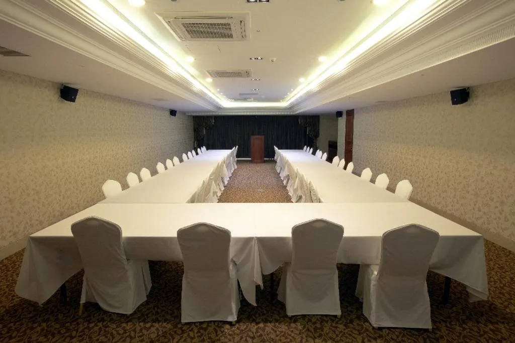 Banquet/Function facilities in ArdenHill Resort & Golf