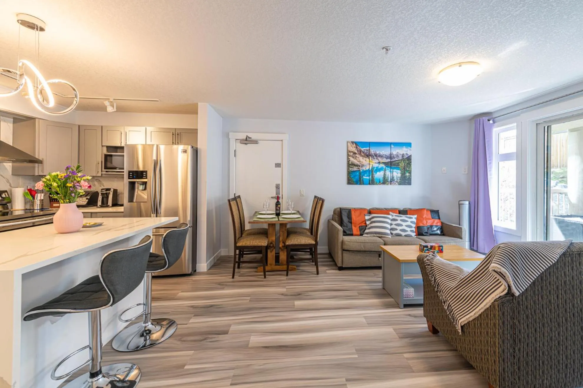 4 Bedrooms Suite Combo for Group of Families - Windtower Lodge