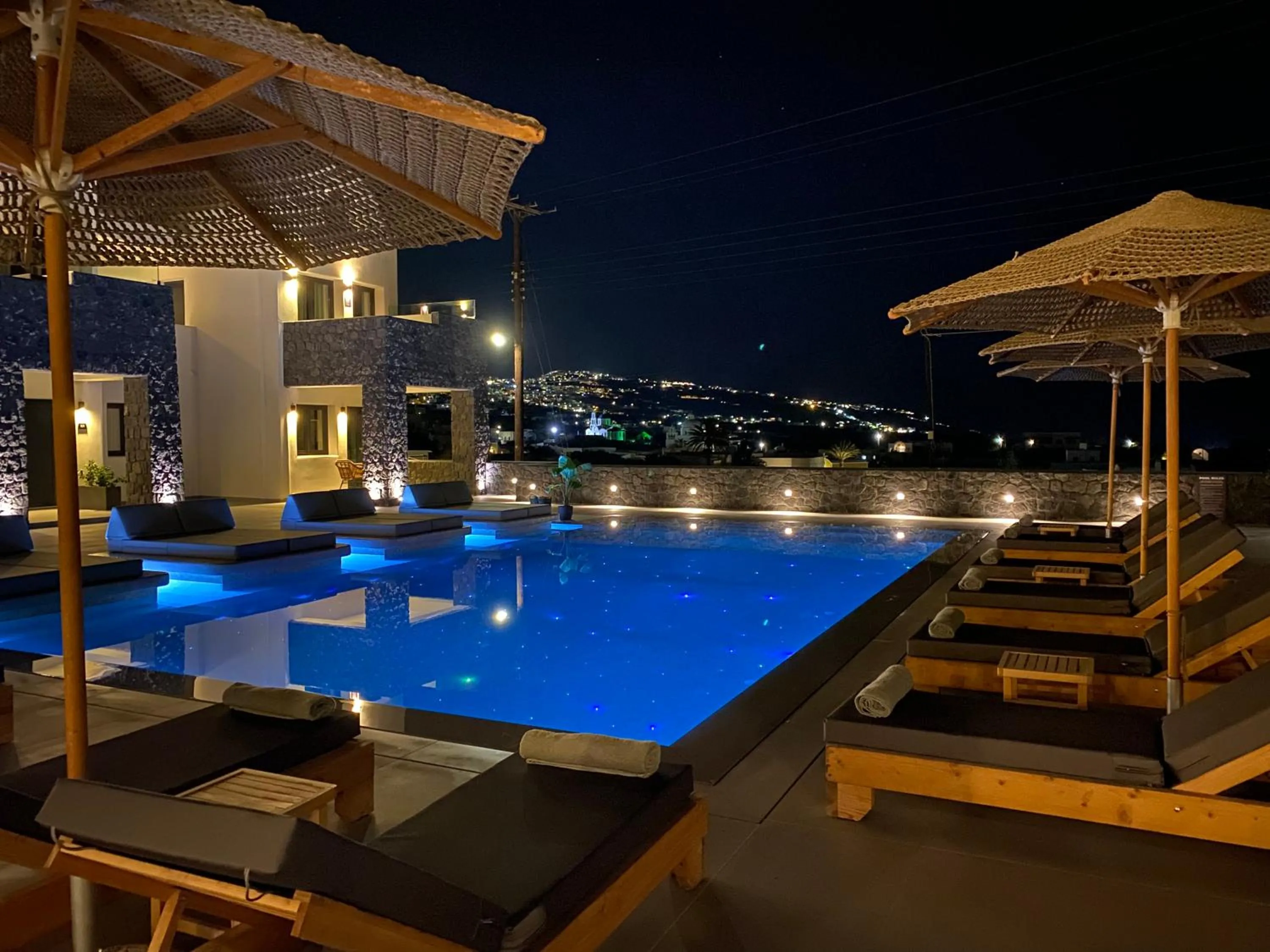 Patio in Onyx Hotel & Suites