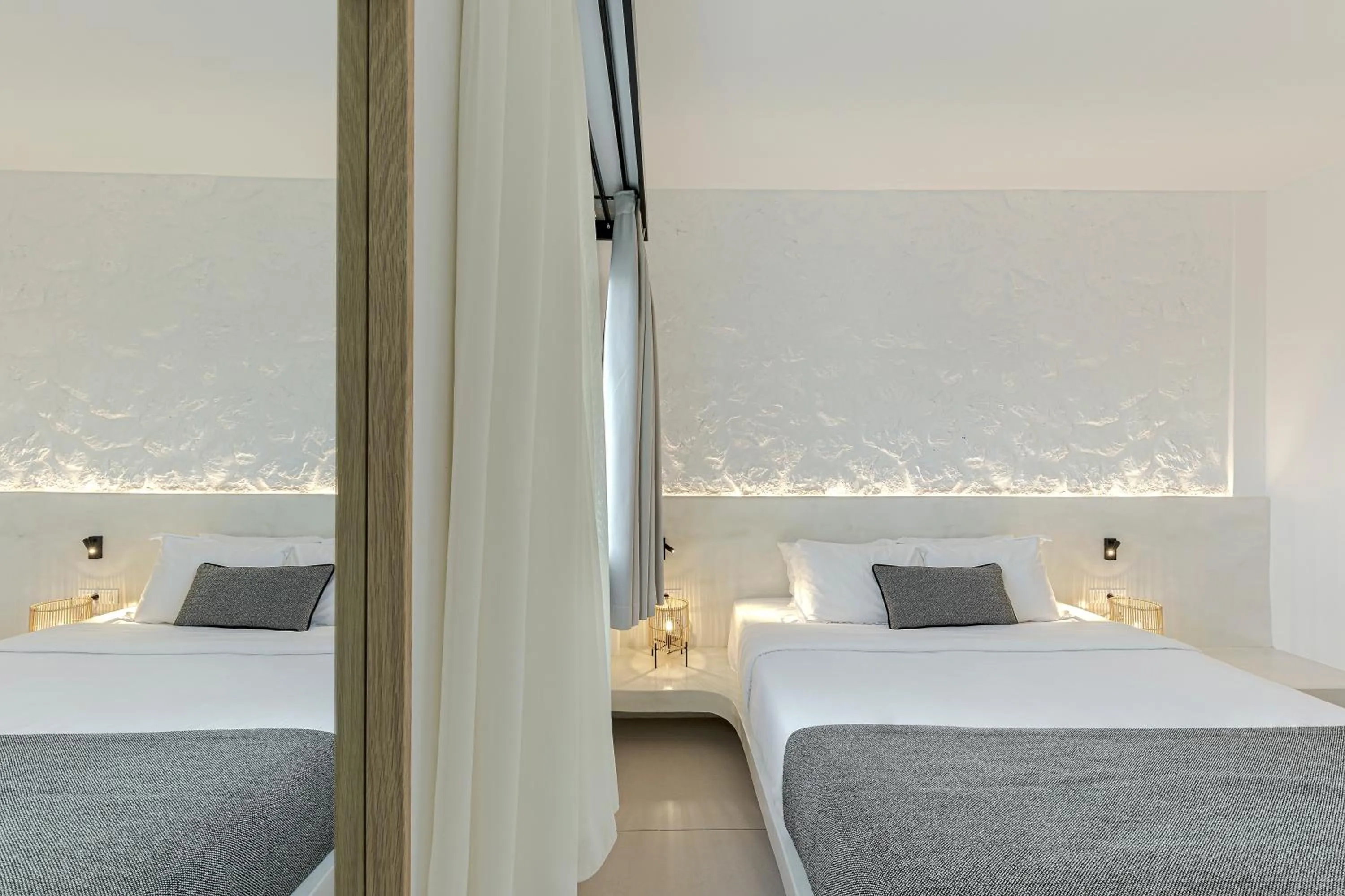 Bed in Onyx Hotel & Suites