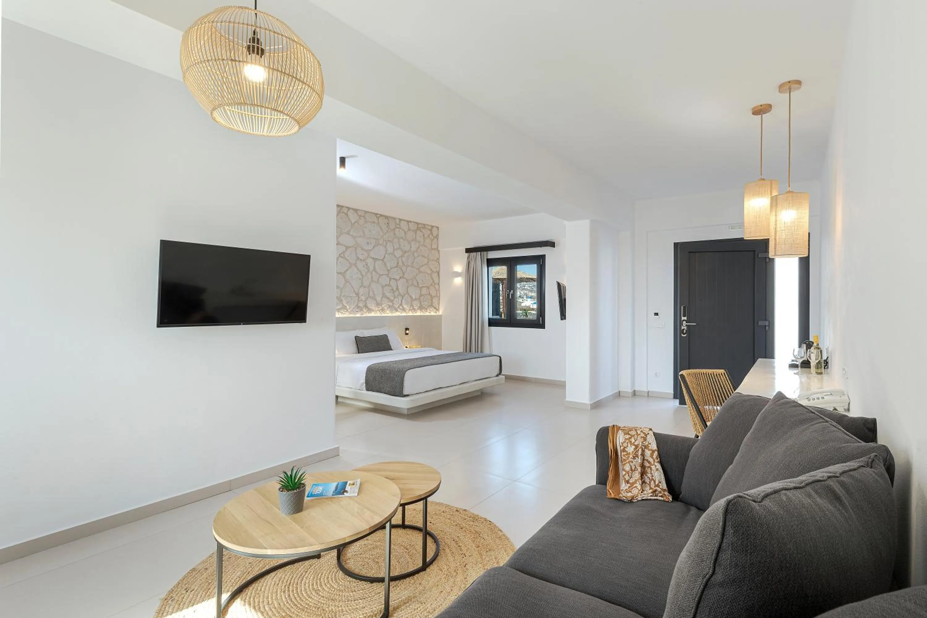 Bed in Onyx Hotel & Suites