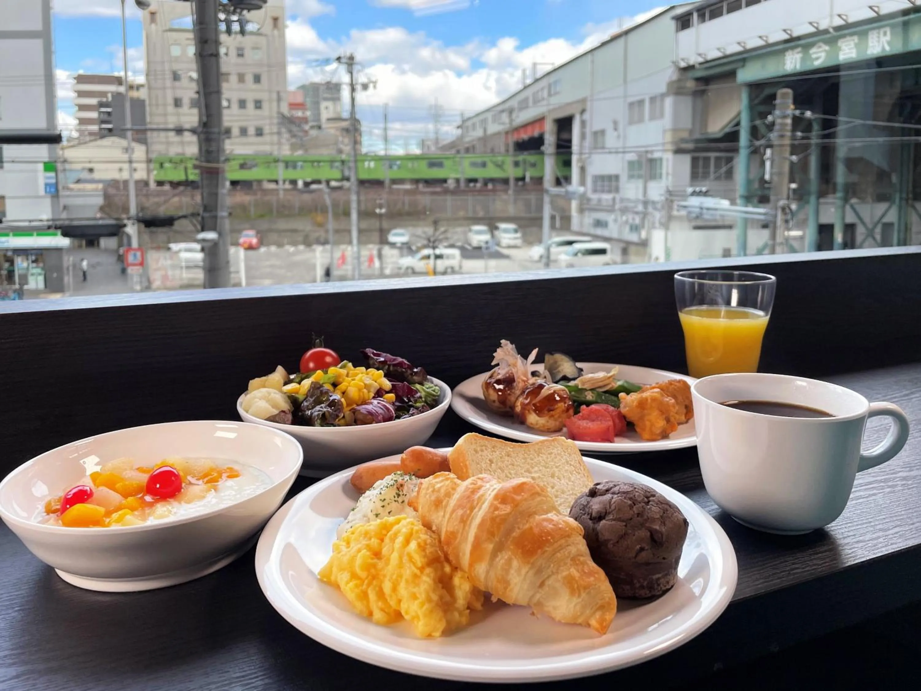 Buffet breakfast in CHISUN STANDARD Osaka Shin-Imamiya