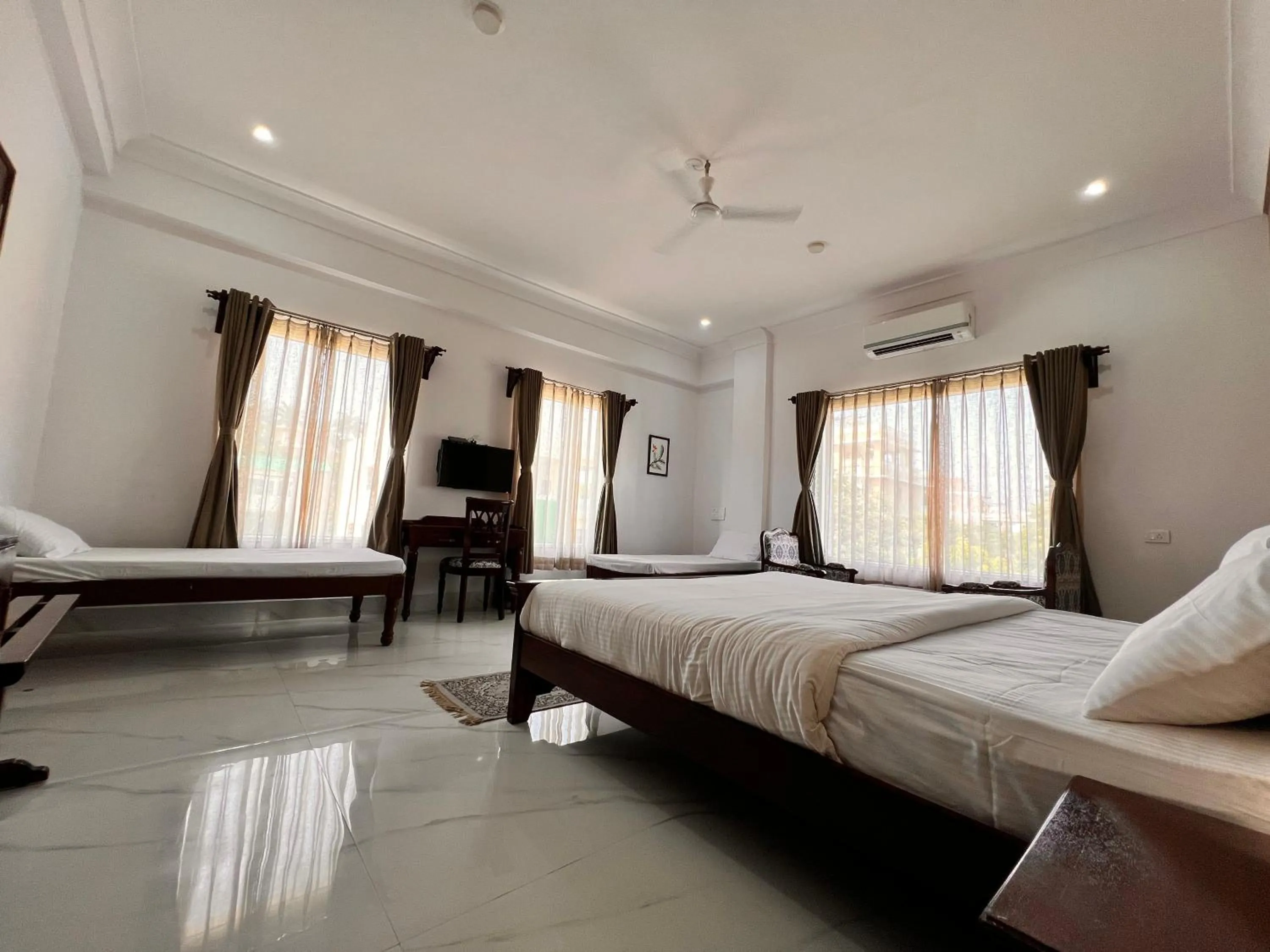 Bed in Revaas Lake View Boutique Stay