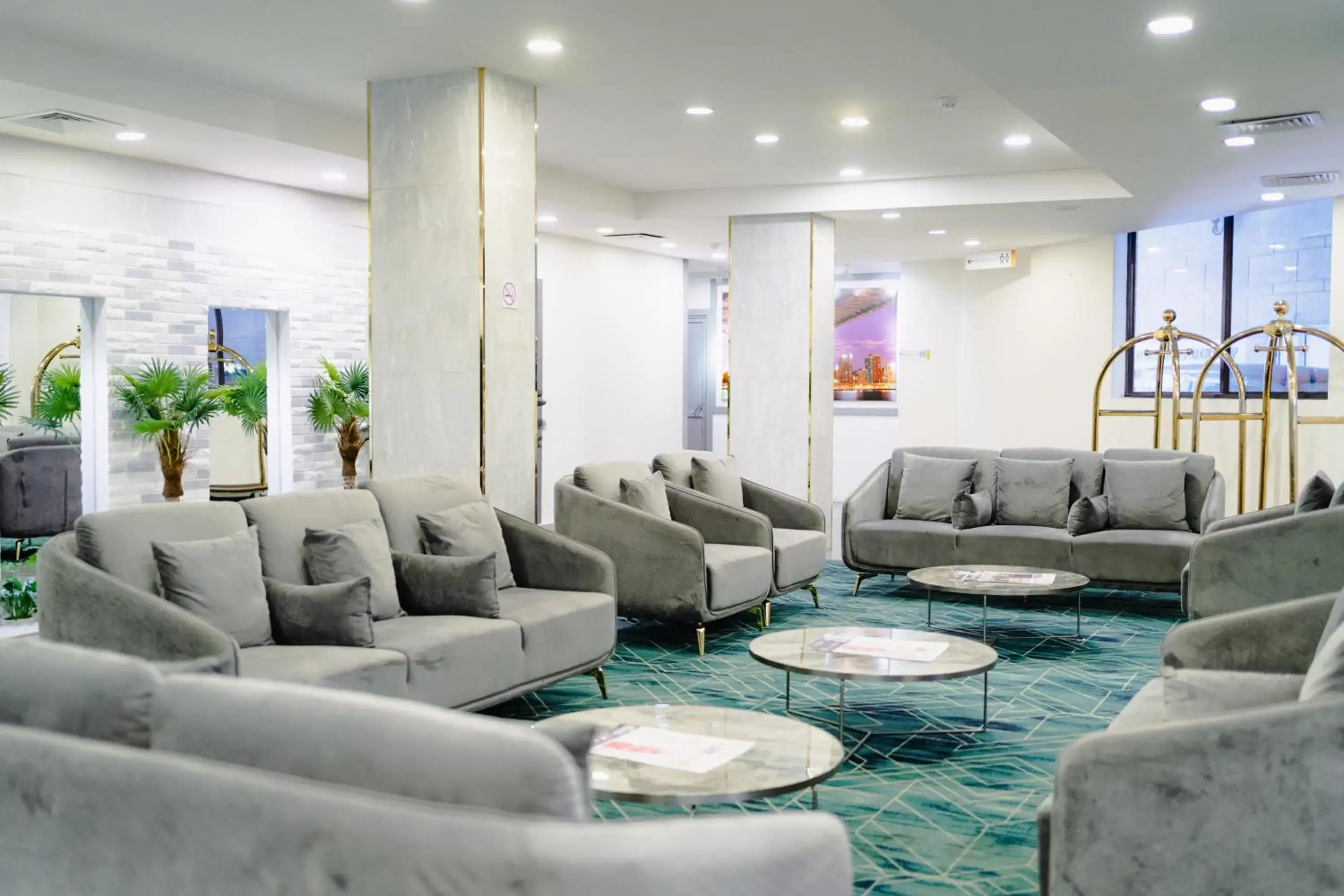 Lobby or reception in Manhattan Business Hotel, Male Lobby or reception in Manhattan Business Hotel, Male