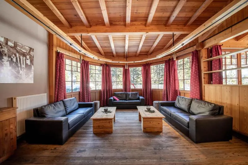 Communal lounge/ TV room in Skihotel Weiberhimmel