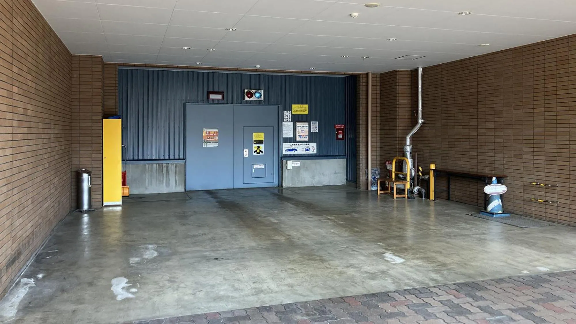 Parking in Toyoko Inn Hokkaido Hakodate Ekimae Daimon