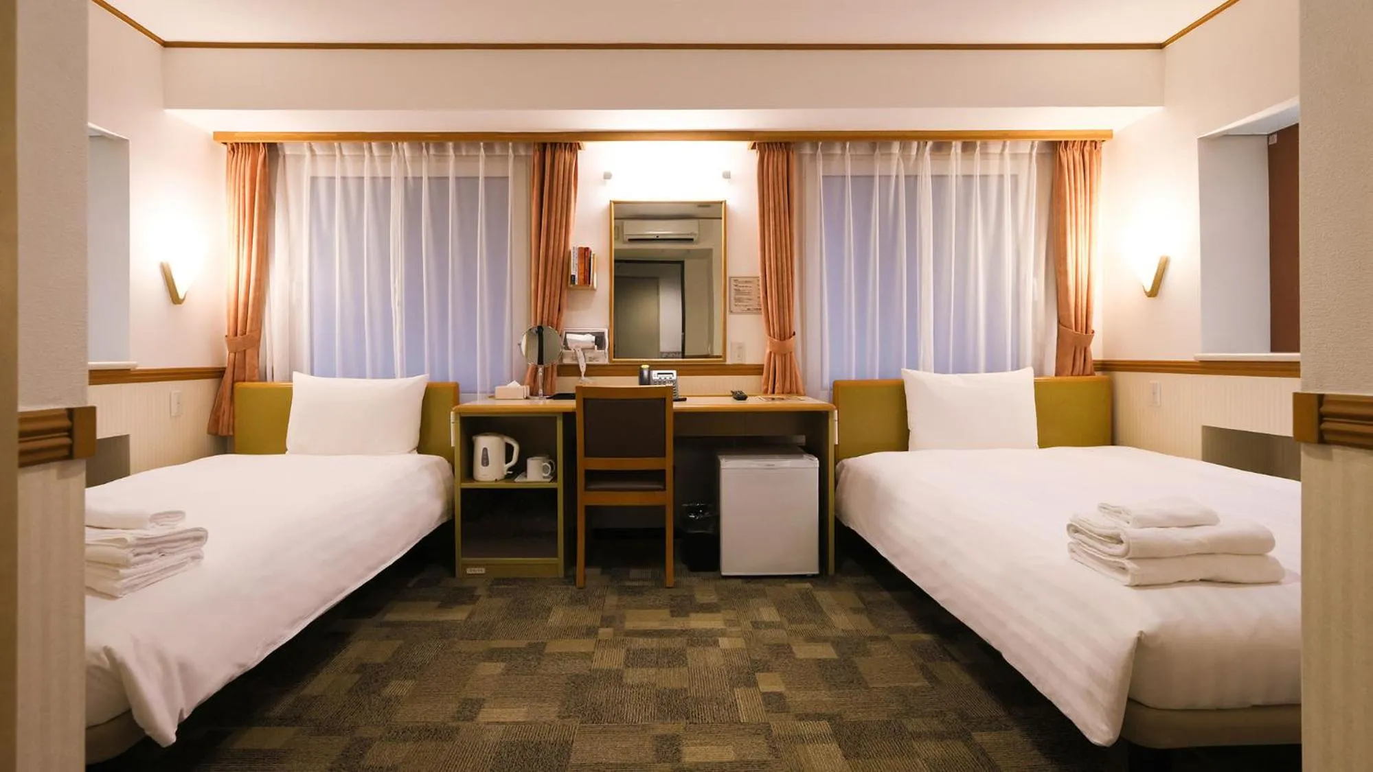 Bedroom, Bed in Toyoko Inn Kanazawa Kenrokuen Korimbo