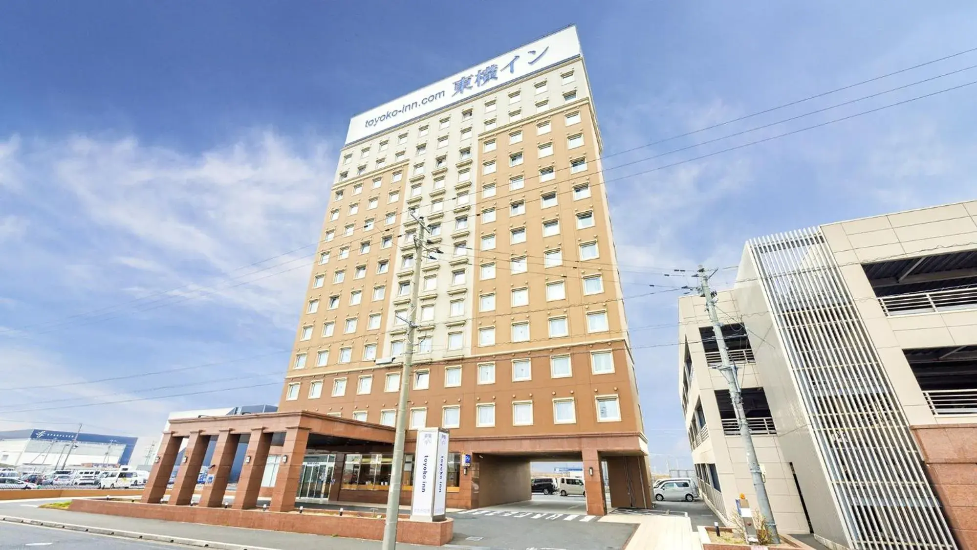 Property building in Toyoko Inn Kitakyushu Airport Property building in Toyoko Inn Kitakyushu Airport