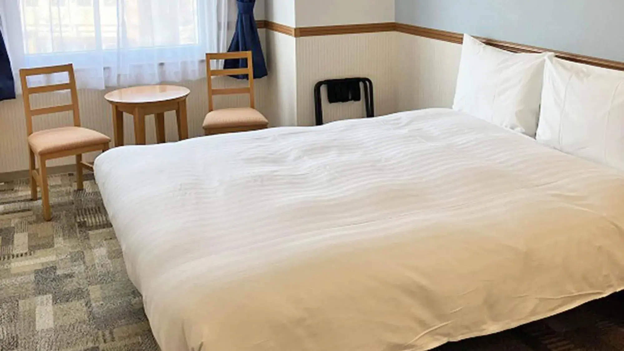 Bed in Toyoko Inn Toyama eki Shinkansen guchi No 1 Bed in Toyoko Inn Toyama eki Shinkansen guchi No 1