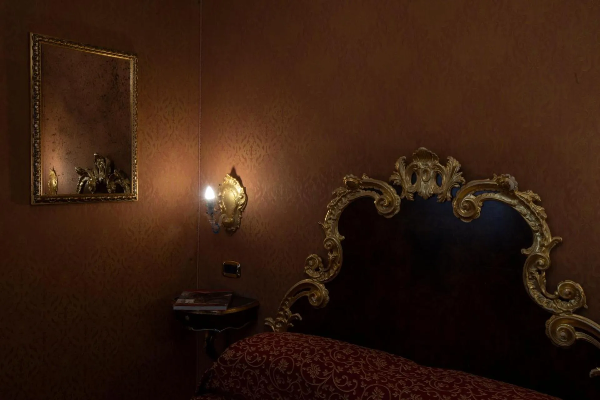 Decorative detail, Bed in Hotel Ateneo