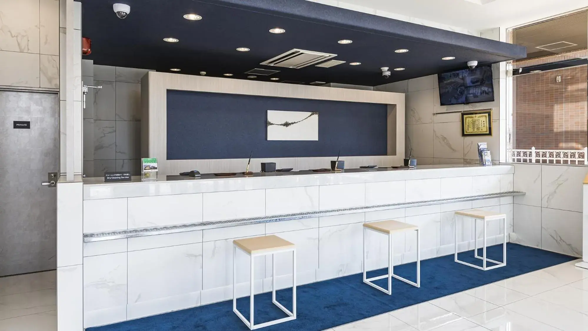 Lobby or reception in Toyoko Inn Tsubame Sanjo Ekimae Lobby or reception in Toyoko Inn Tsubame Sanjo Ekimae