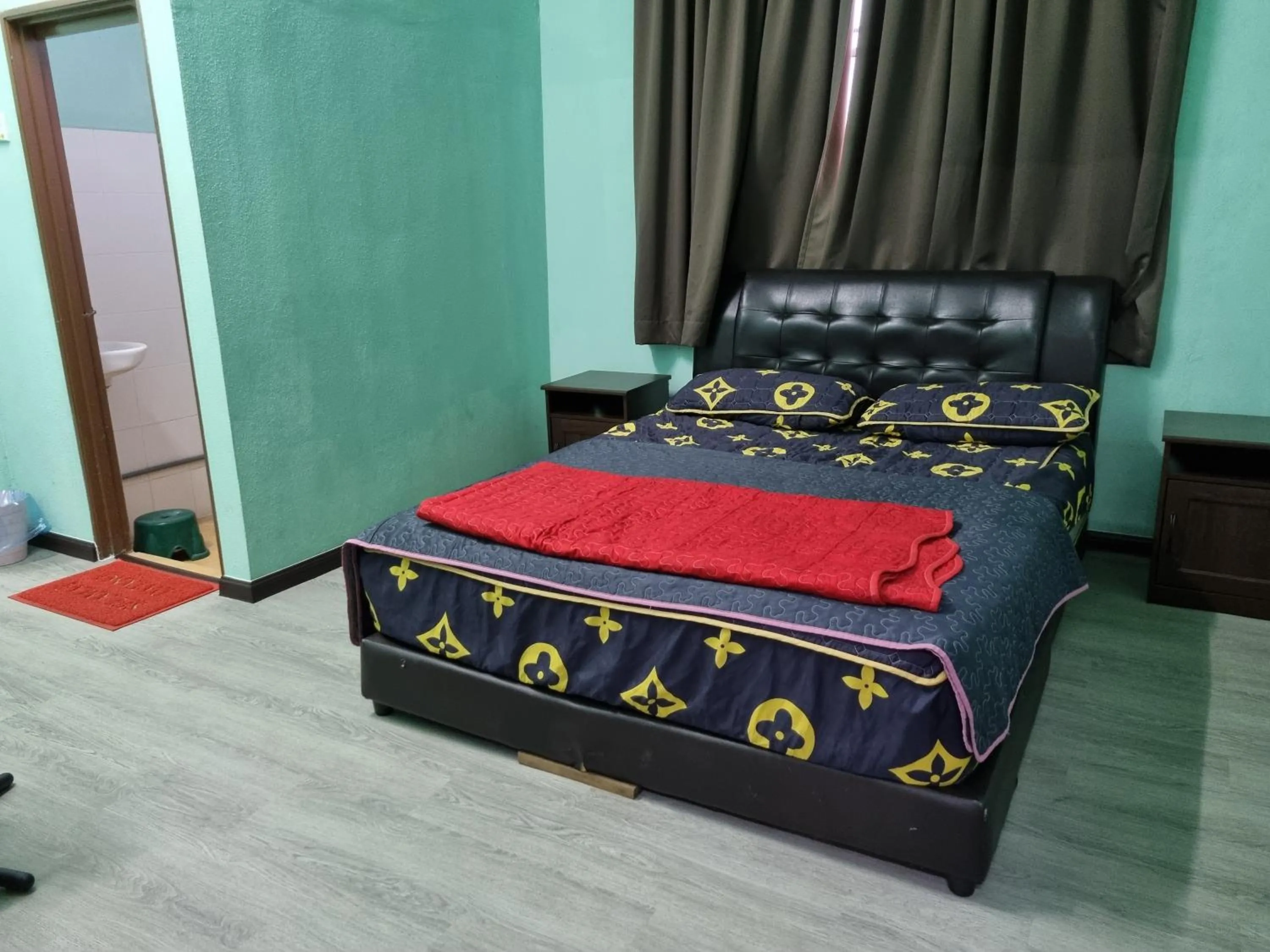 E.R. BUDGET INN