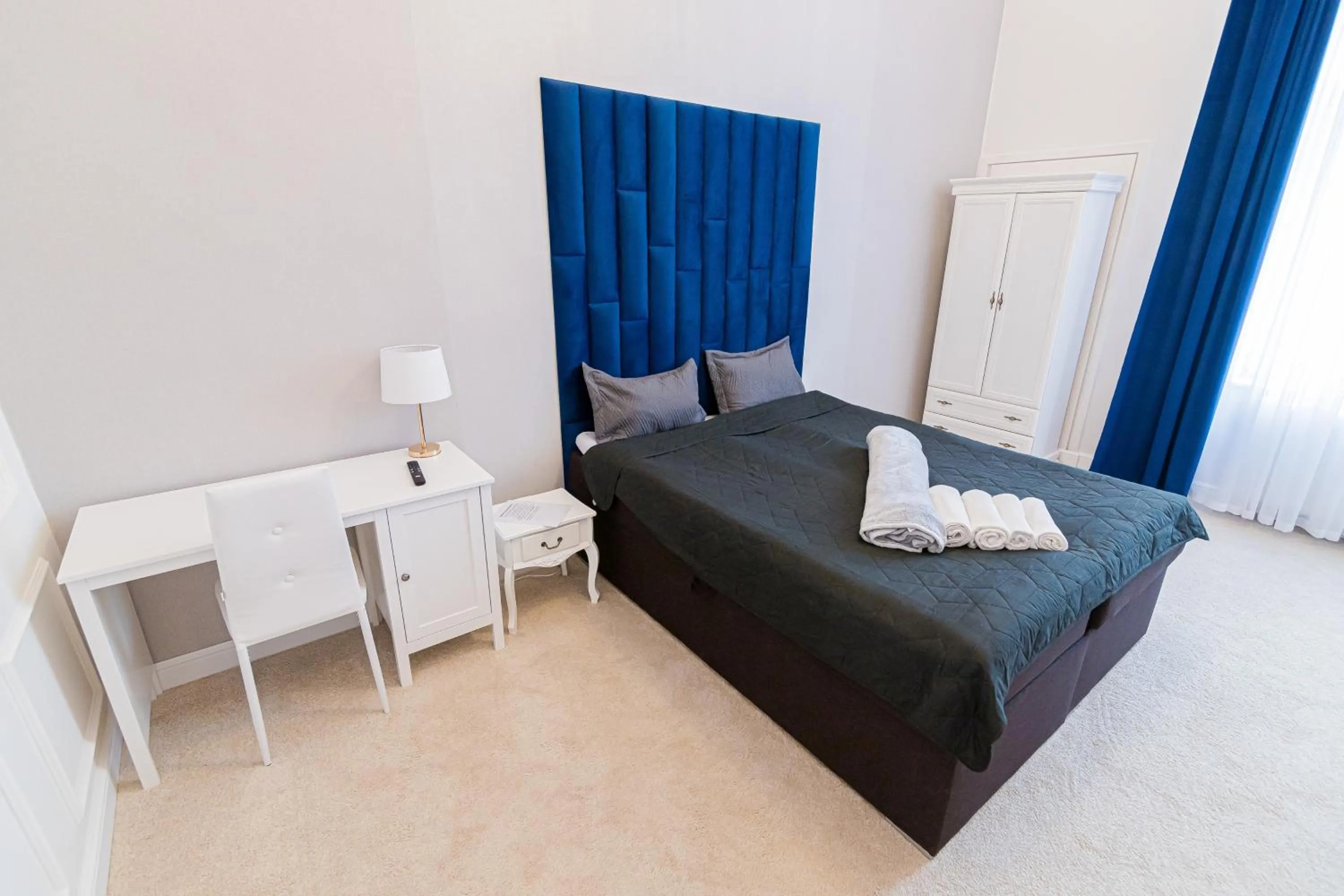 Budget Double Room in ROYAL Apartments