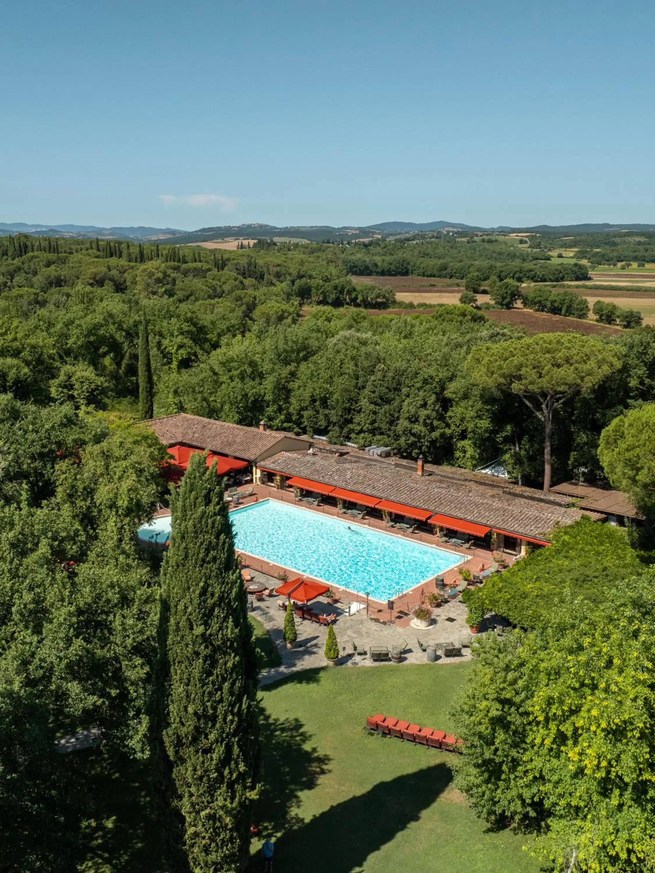 Property building in Borgo San Luigi Property building in Borgo San Luigi