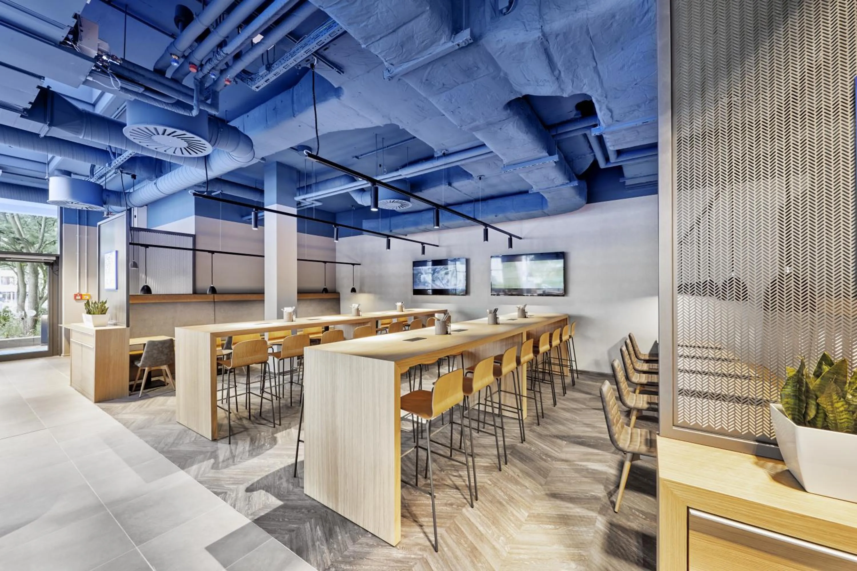 Restaurant/places to eat in H2 Hotel Düsseldorf Seestern