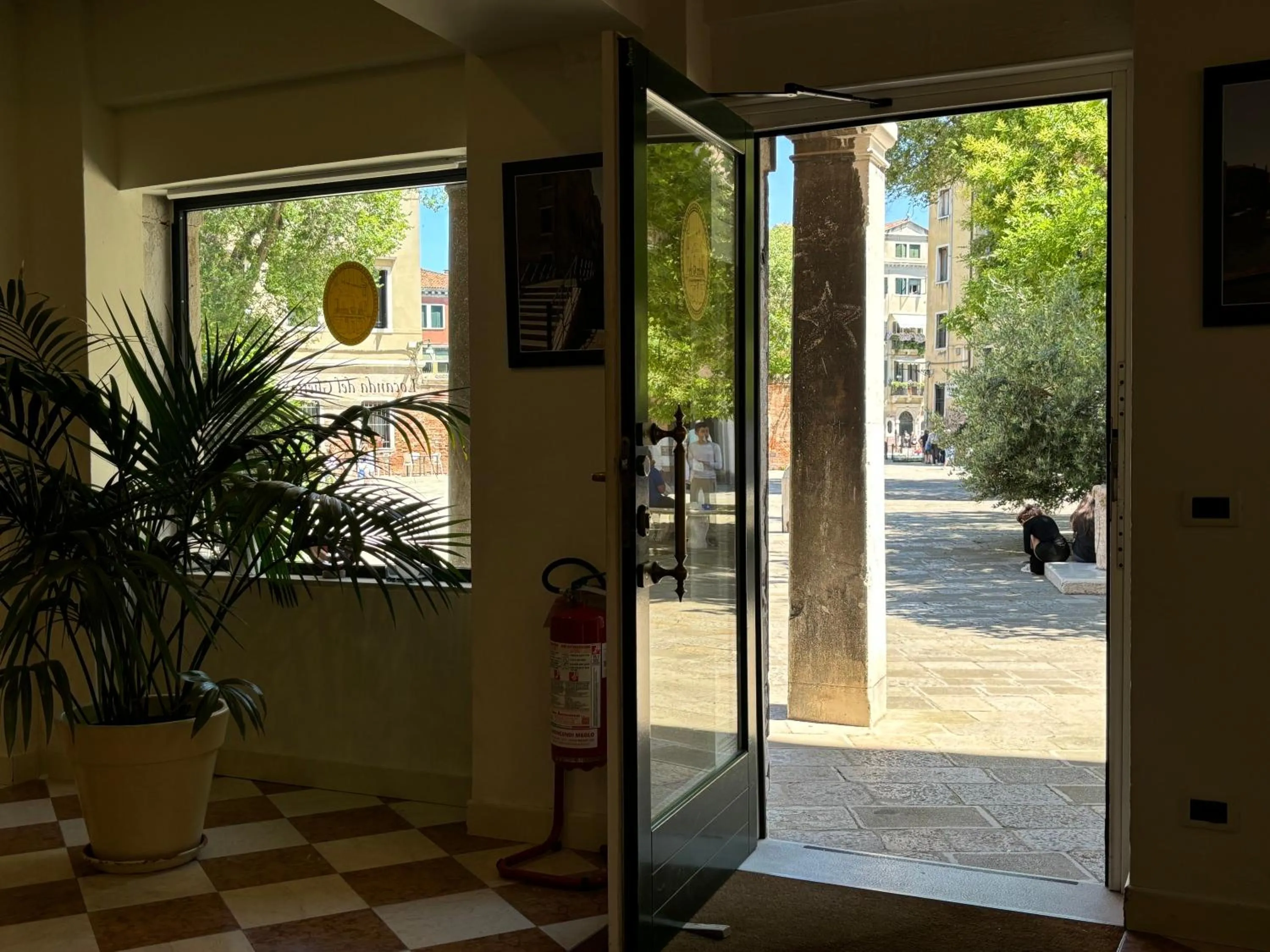 Facade/entrance in Locanda del Ghetto