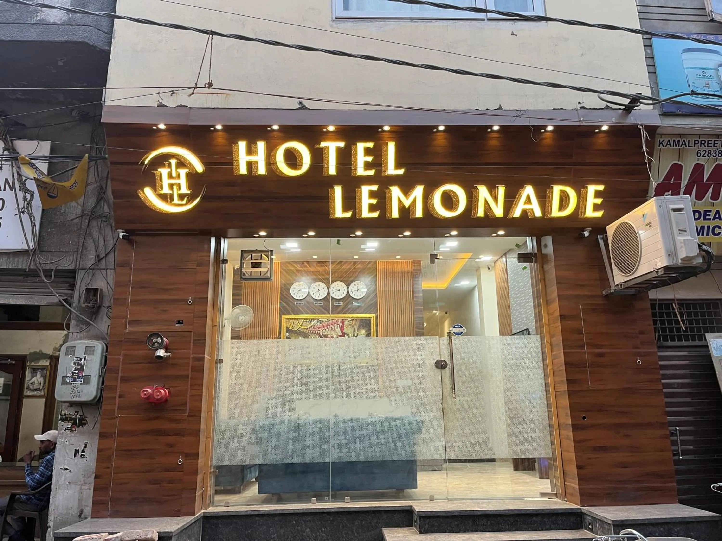Property building in Hotel Lemonade
