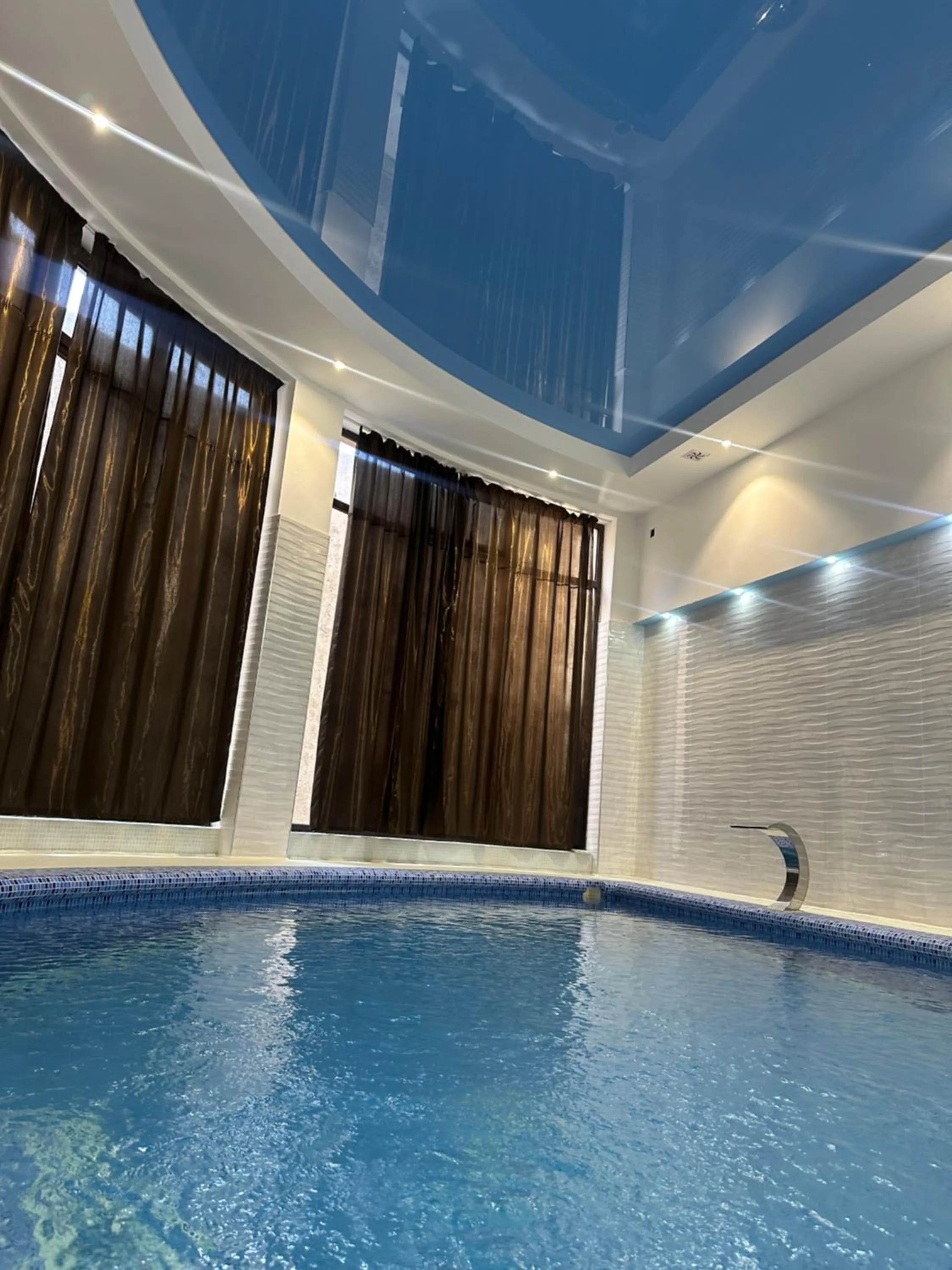 Swimming pool in Shahdil Hotel and Spa