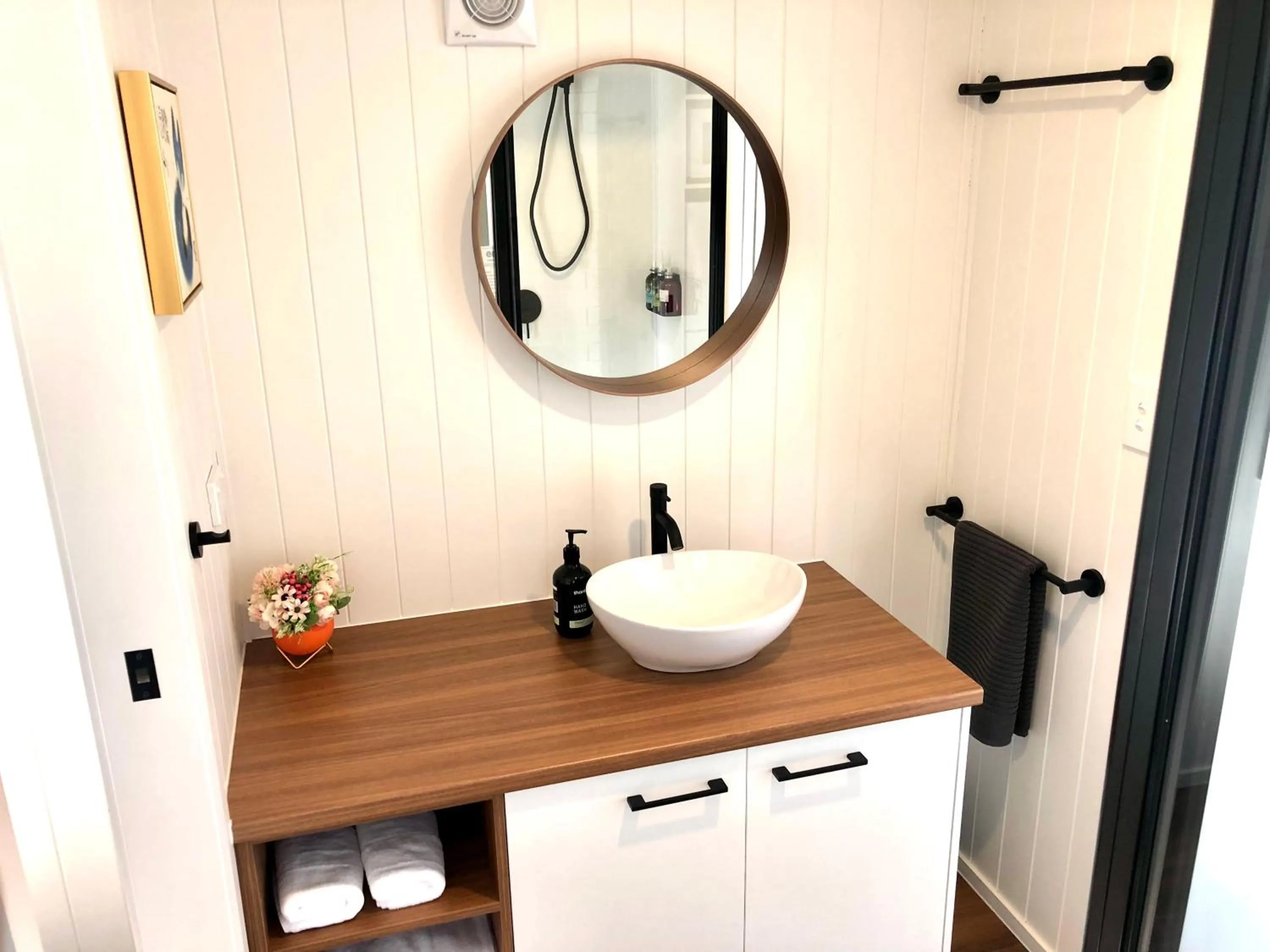 Bathroom in Pink Lake Tiny House - 'Peony'